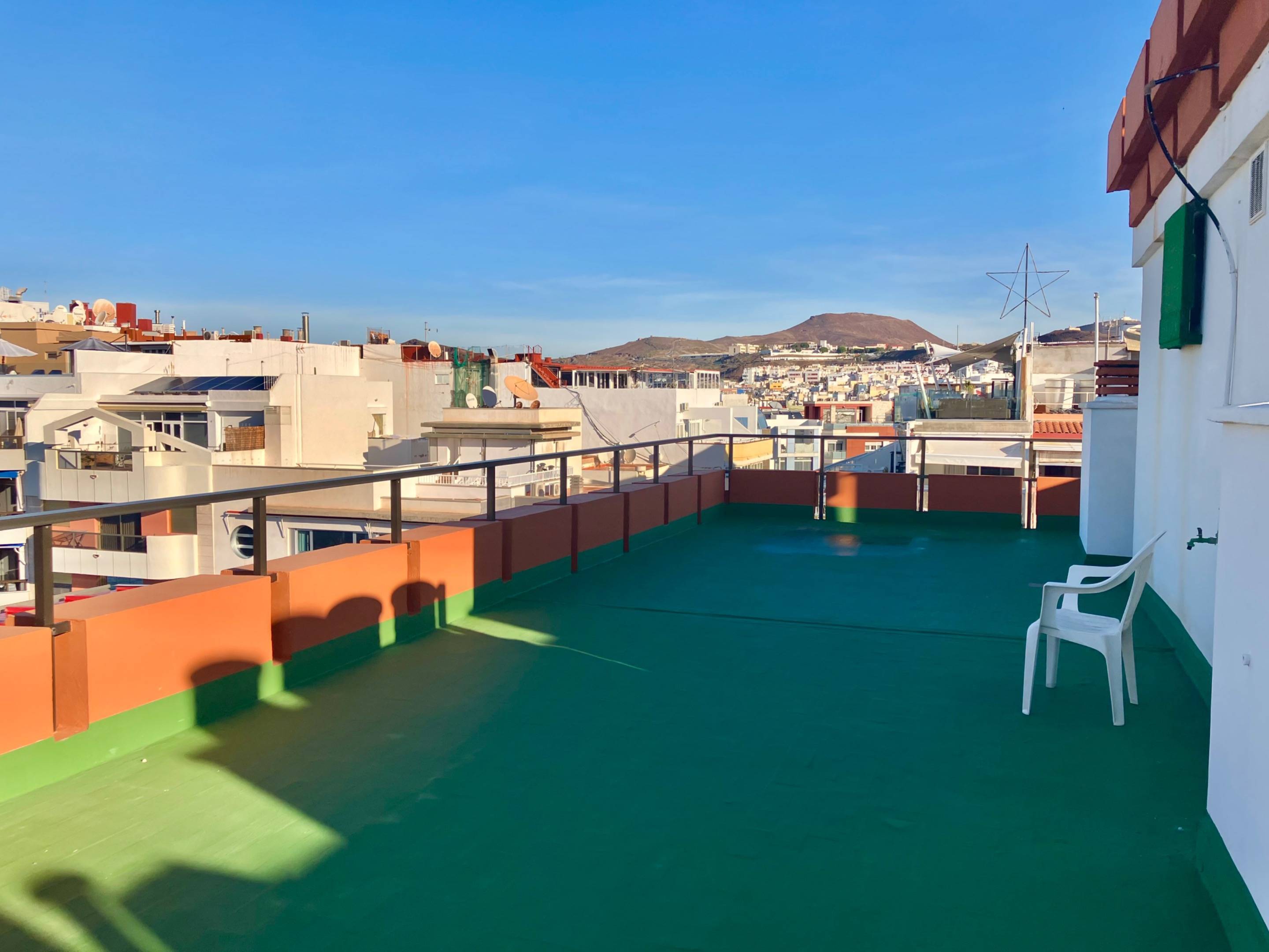 OPORTUNIDAD INVERSORES, APARTAMENTO EN PRIMERA LÍNEA DE LAS CANTERAS!!!