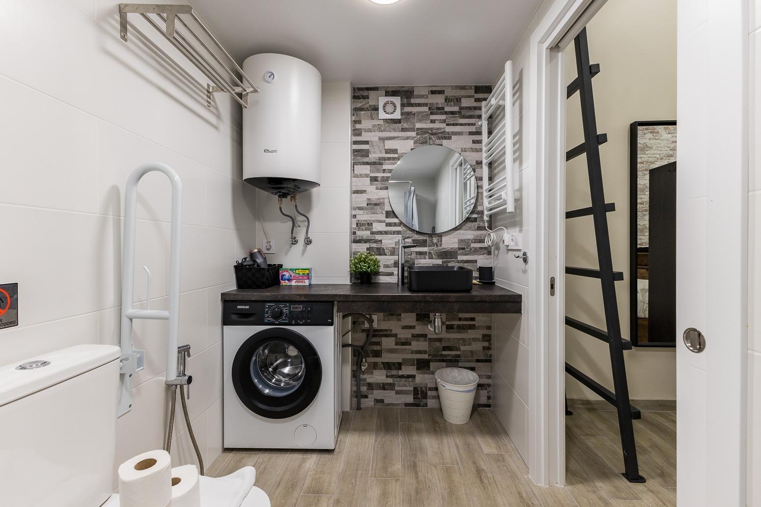 ESTUDIO REFORMADO CON ALTA RENTABILIDAD EN MARXALENES