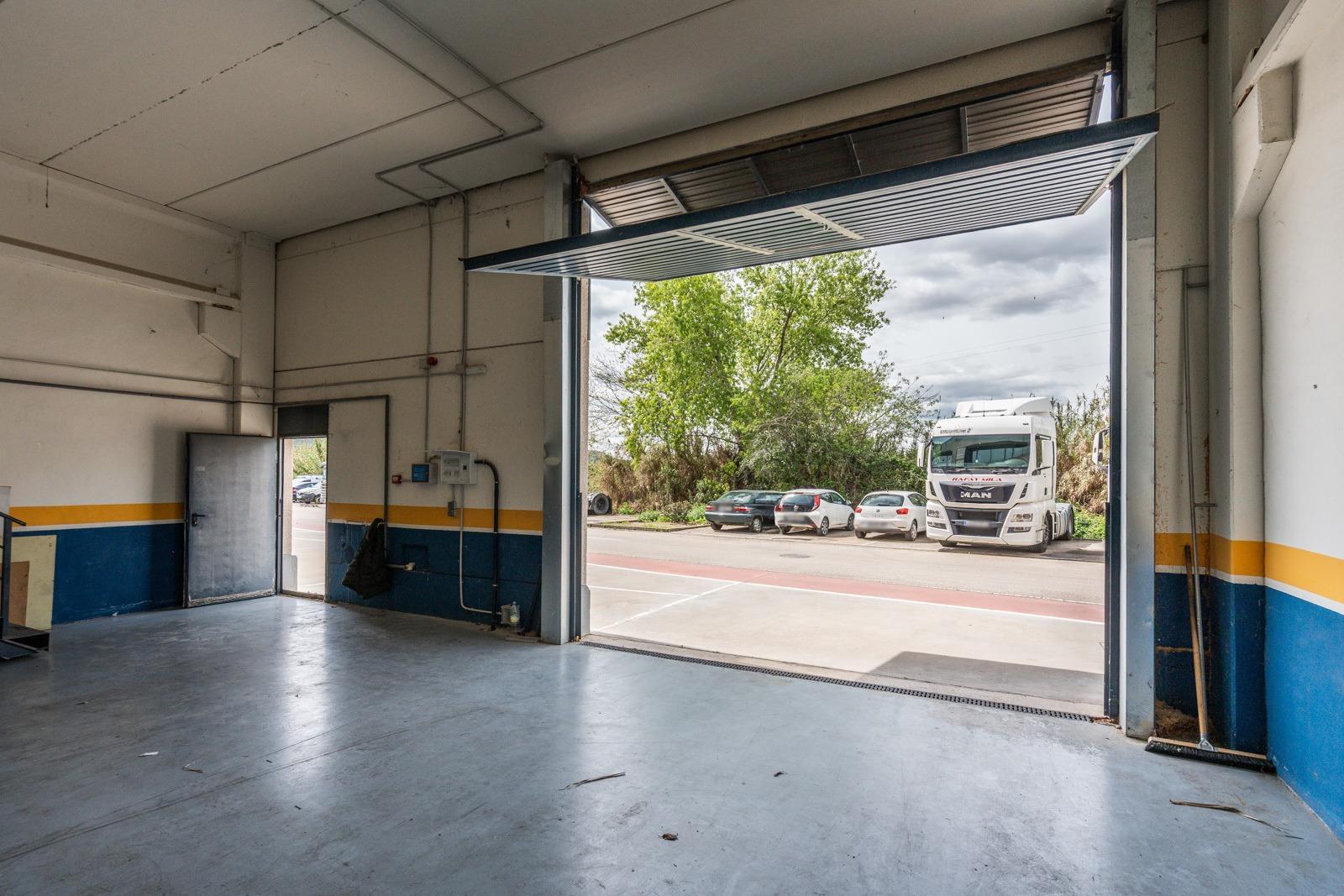 Naves-Venta-Meco-1718176-Foto-22