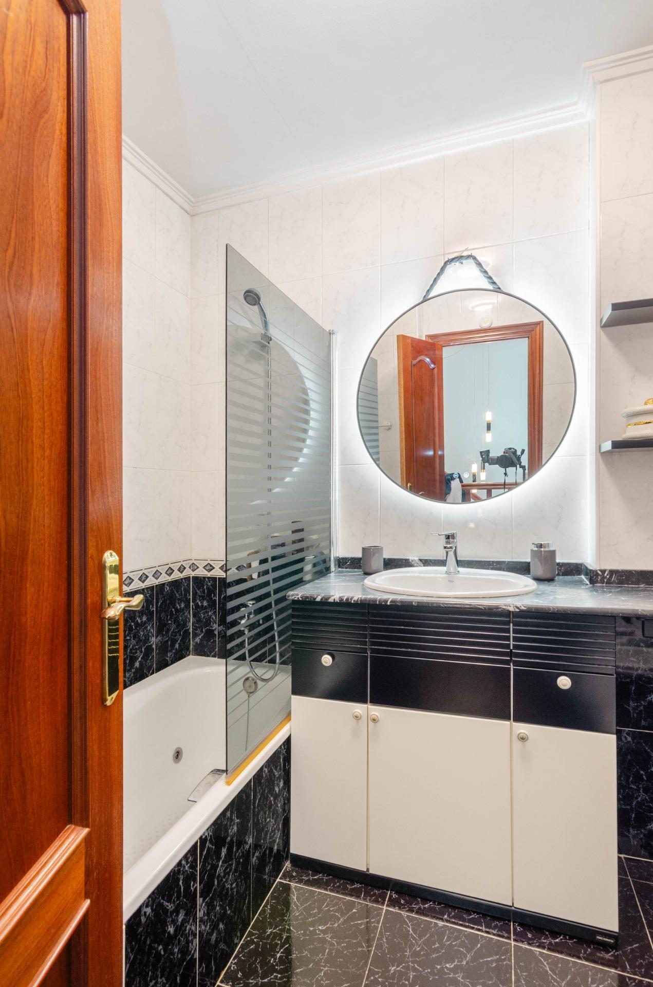 Pisos-Venta-Oviedo-2041053-Foto-24