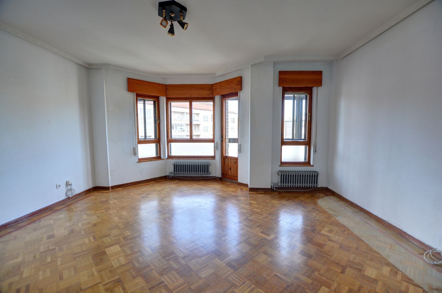 Propiedad en venta en Asturias, Castrillon