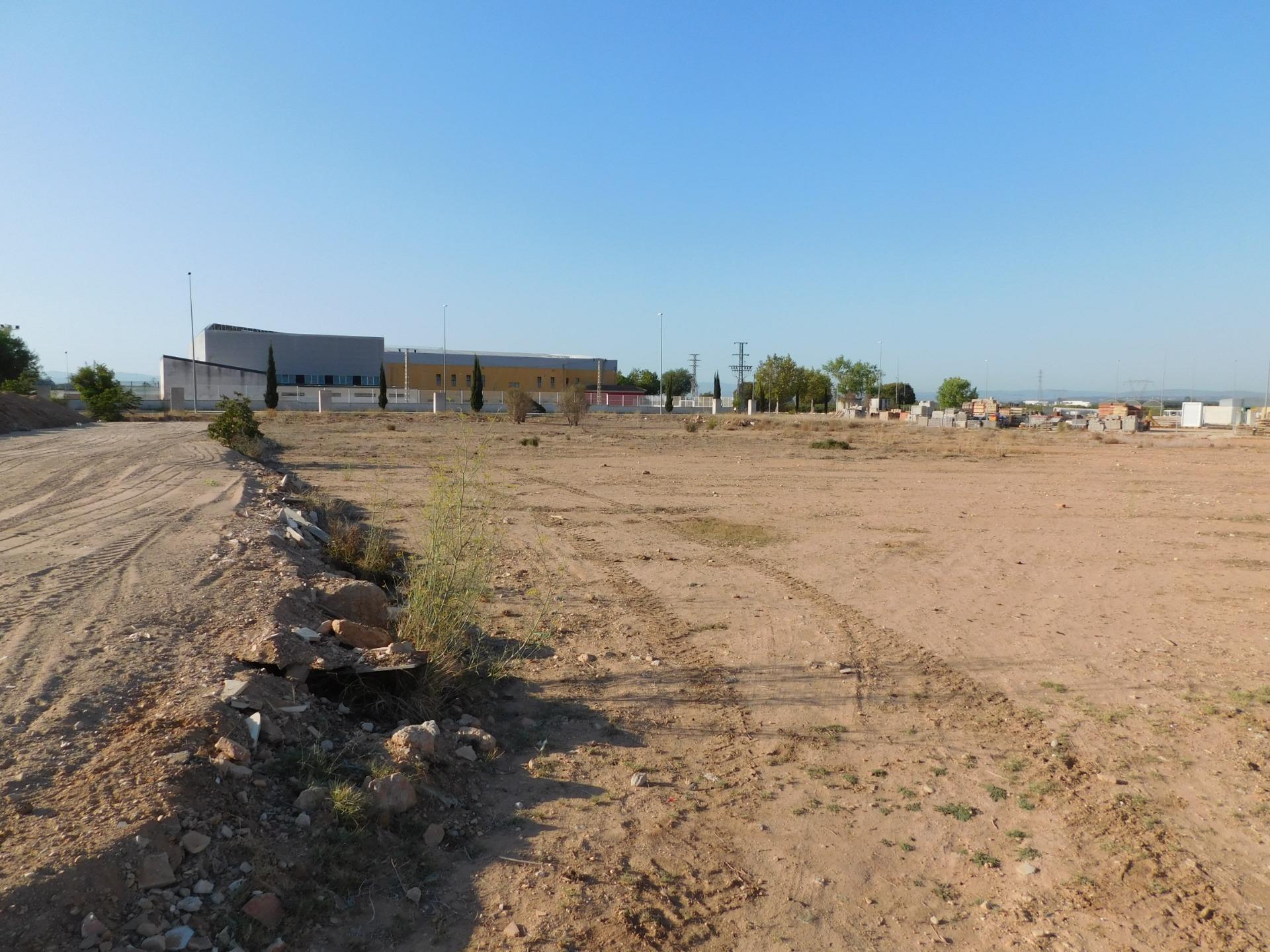 Fincas y solares-Venta-L