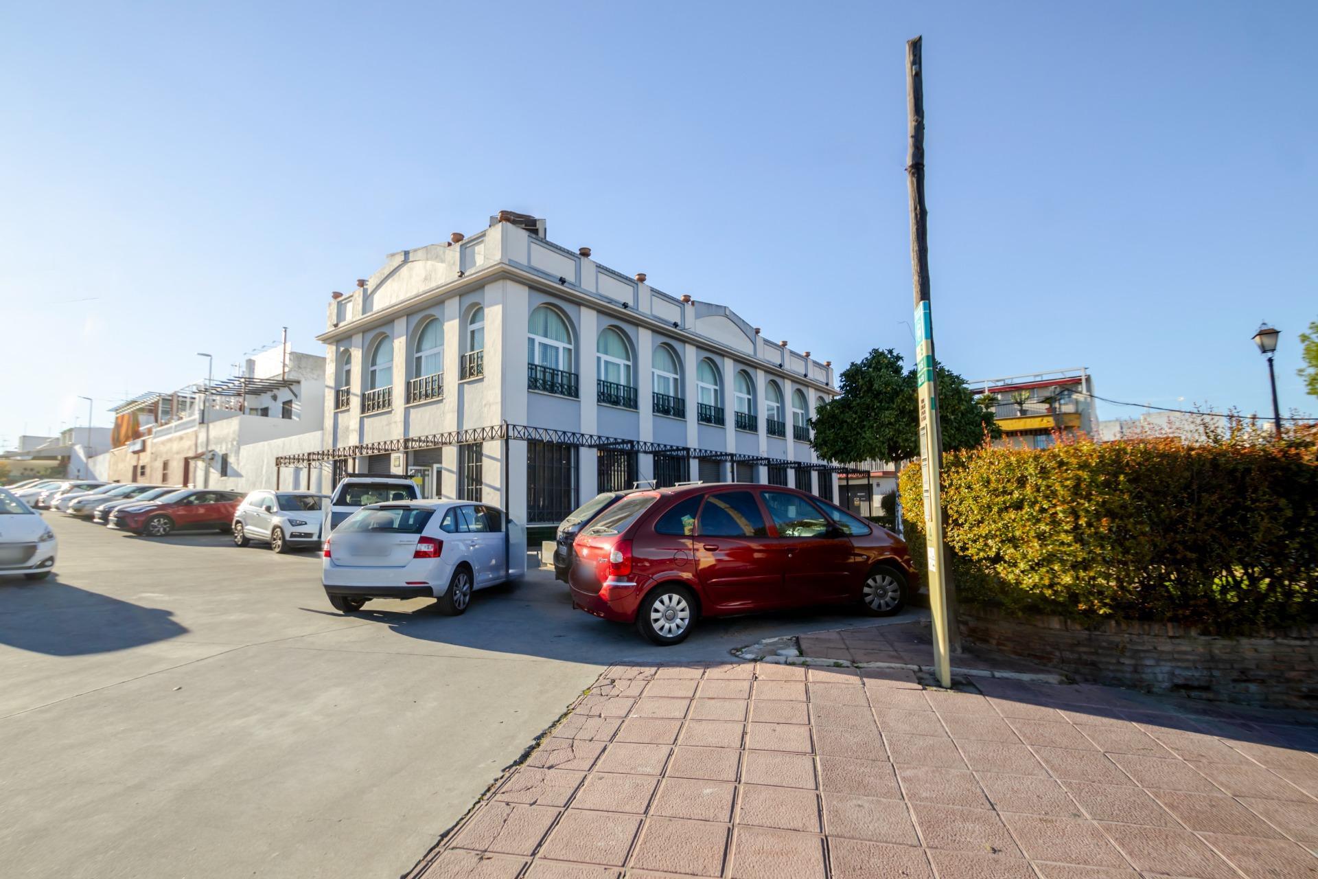 Edificios-Venta-Mairena del Aljarafe-1995222