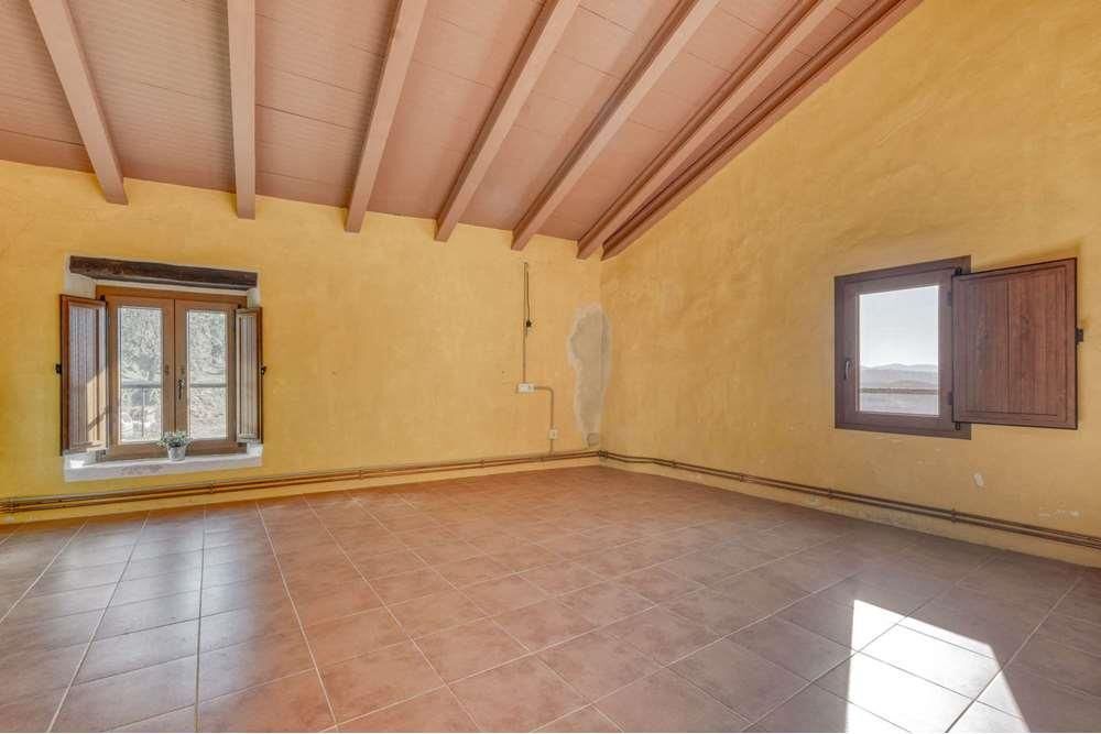 Pisos-Venta-Sant Joan les Fonts-1893760-Foto-9