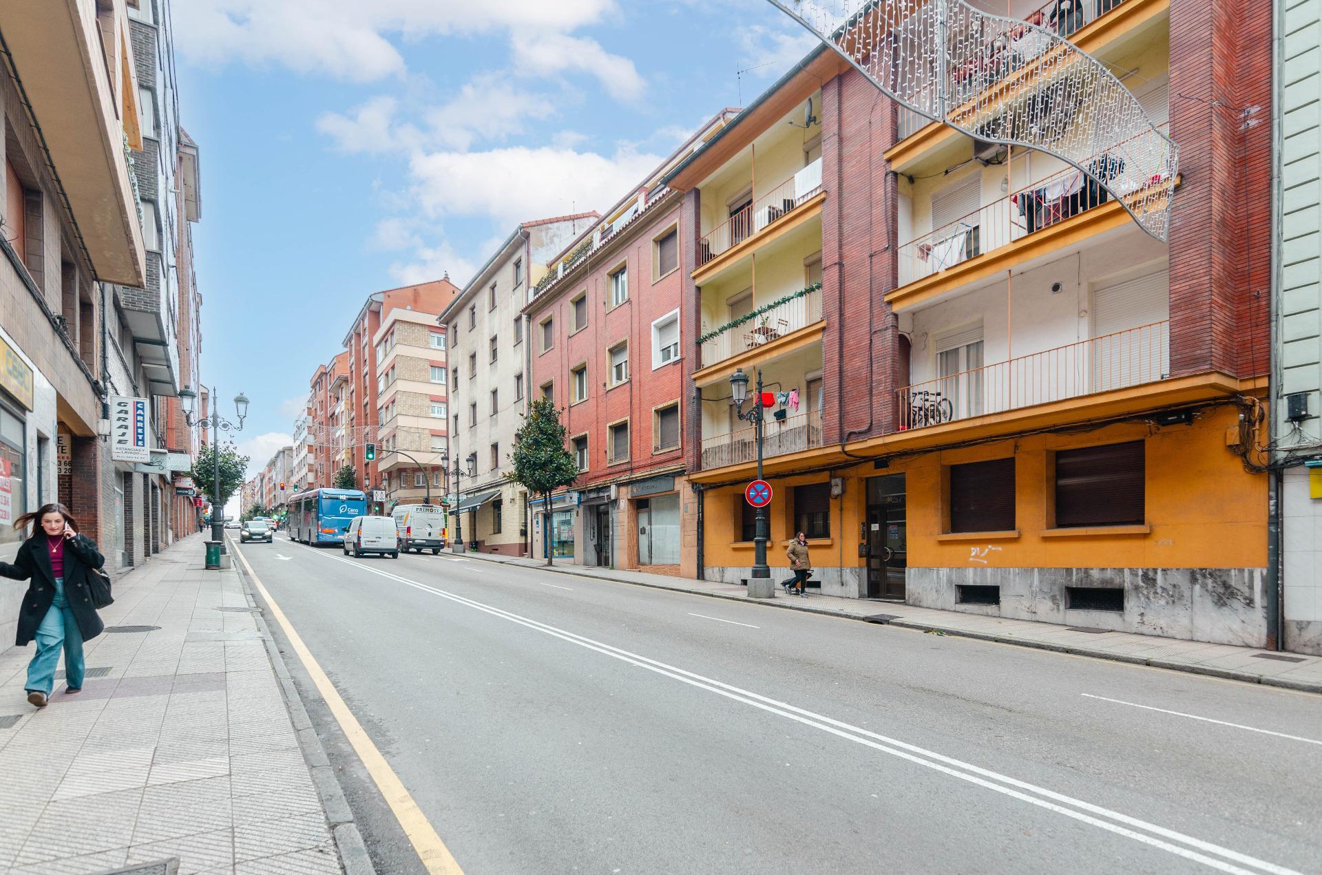 Negocios-Venta-Oviedo-2045395-Foto-24