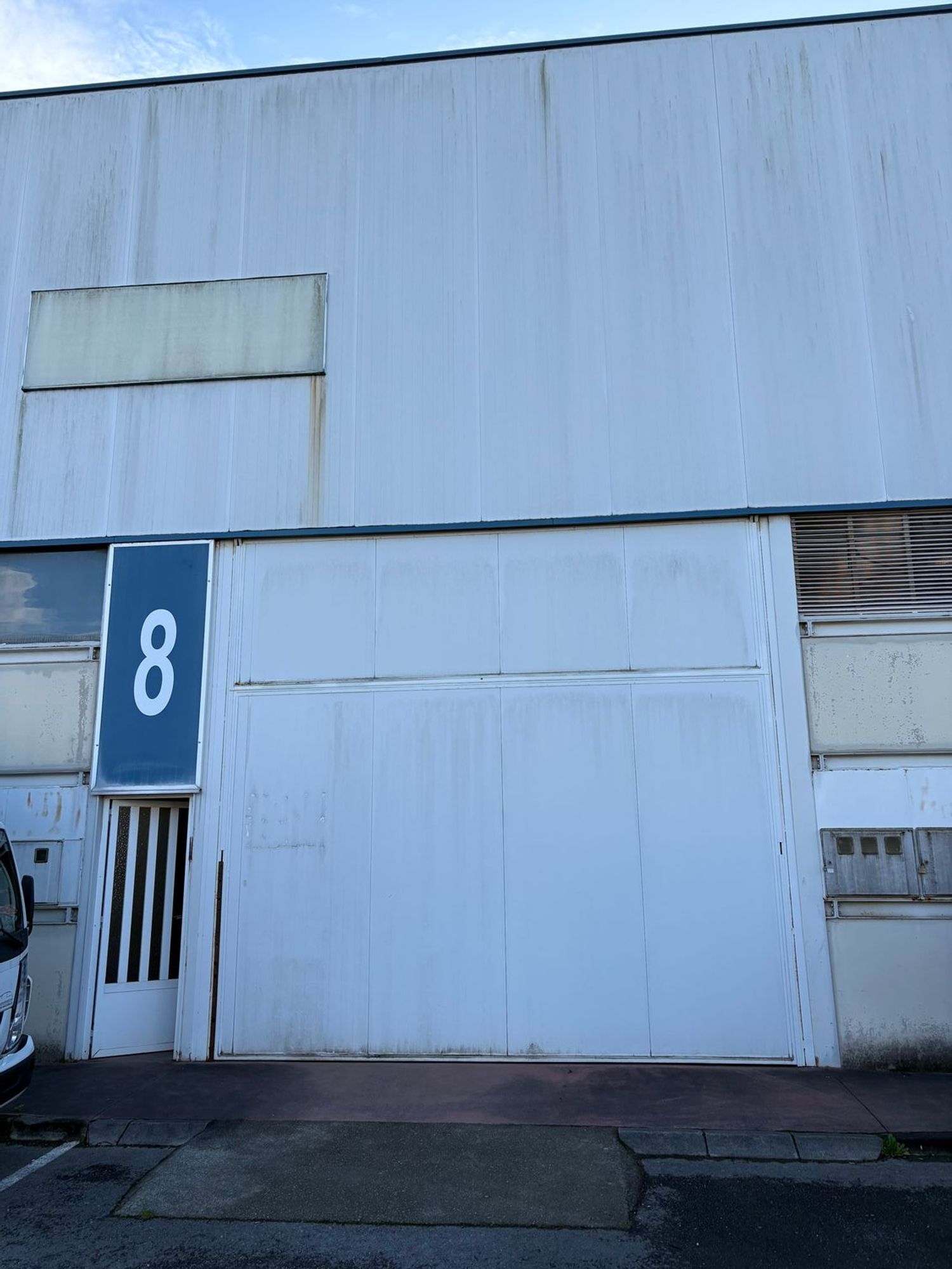 Naves-Venta-Corvera de Asturias-2060715-Foto-2