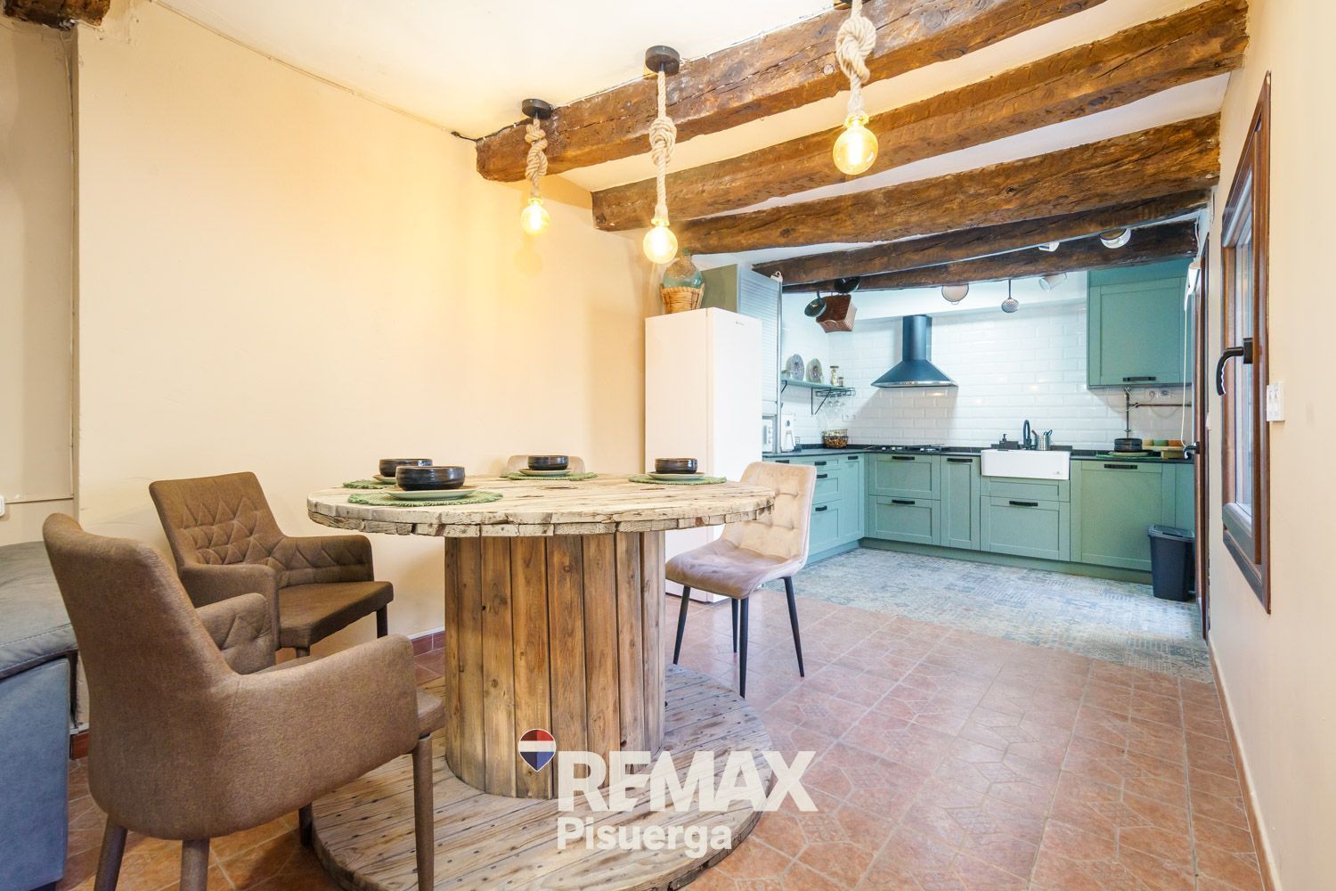 Casa en venta  Portillo  12/75