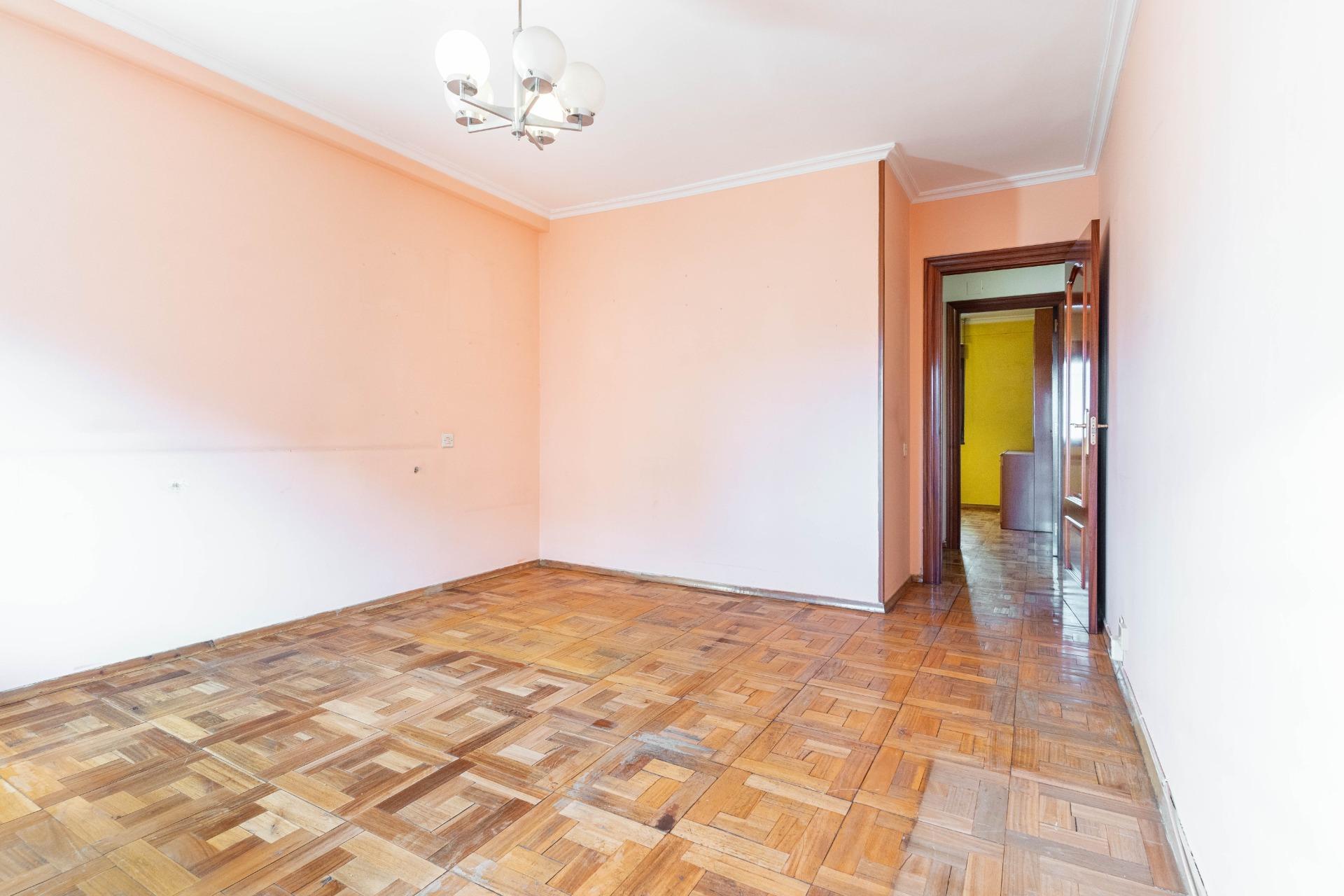 Pisos-Venta-Oviedo-2060796-Foto-19