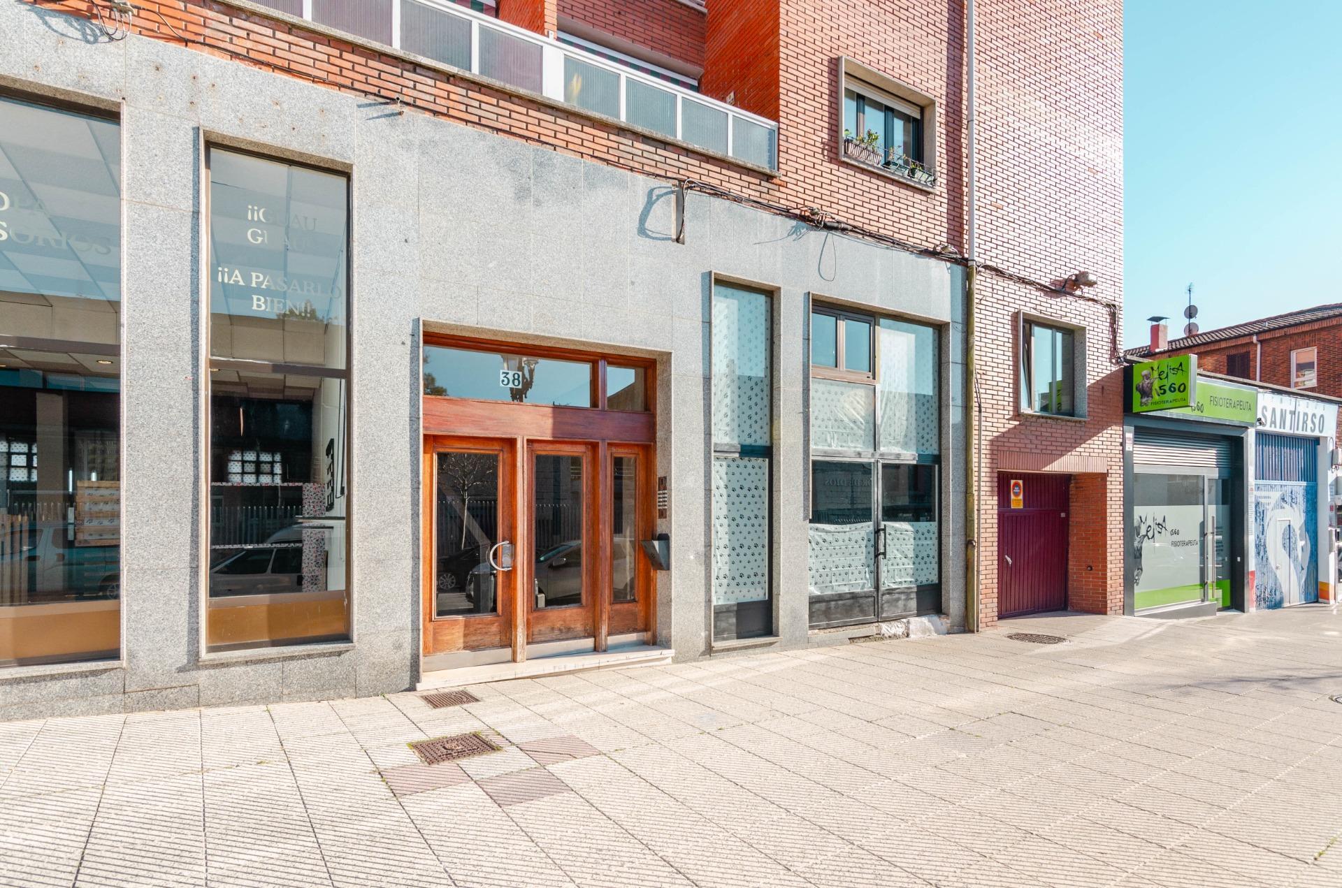 Negocios-Venta-Oviedo-2033150-Foto-2