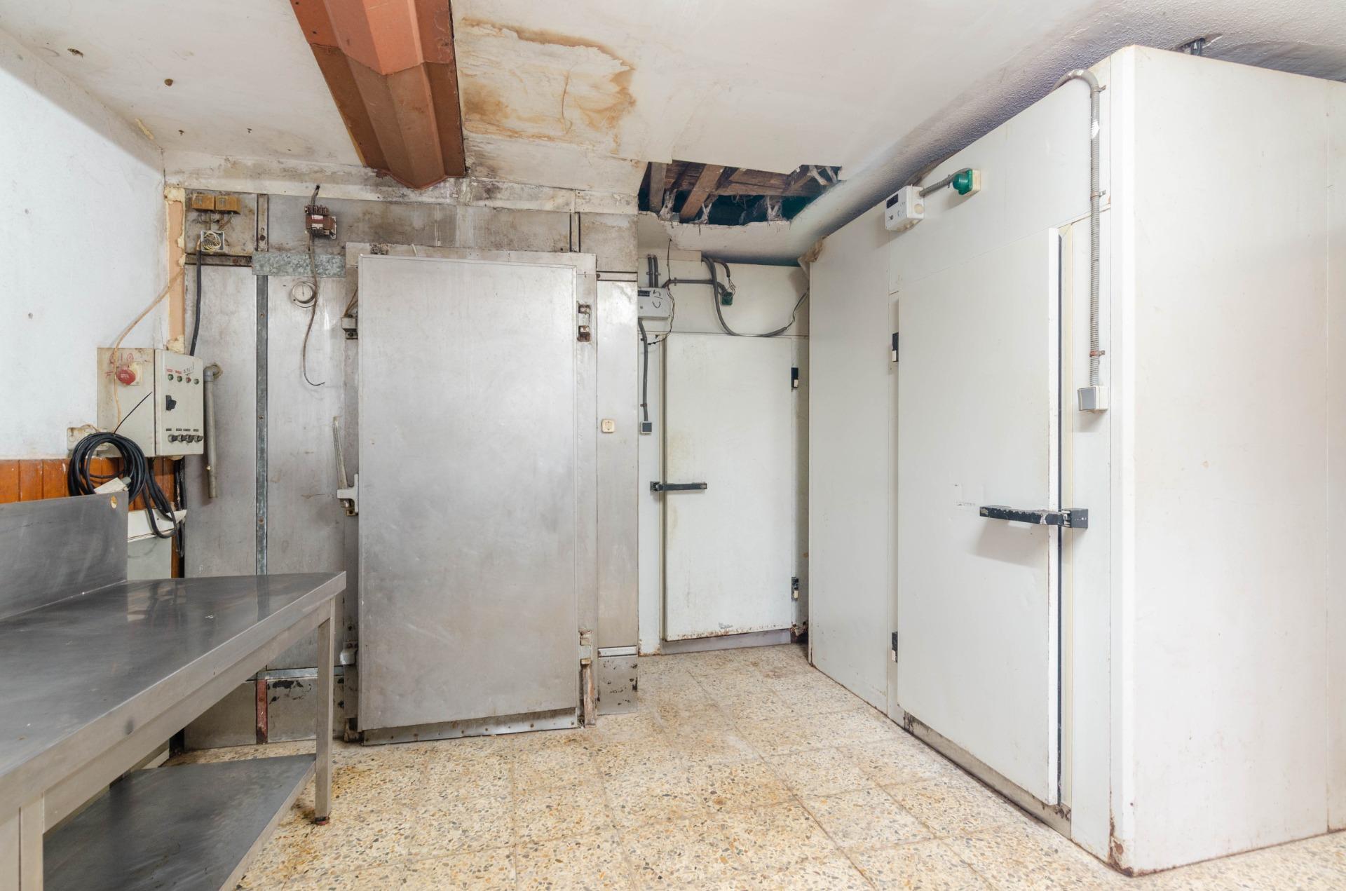 Negocios-Venta-Salas-2063634-Foto-25