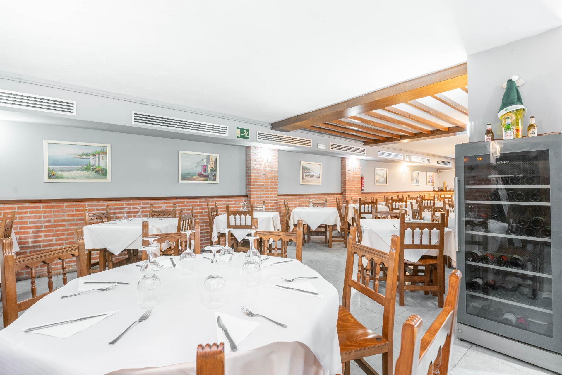 Negocios-Venta-Oviedo-2064113-Foto-24