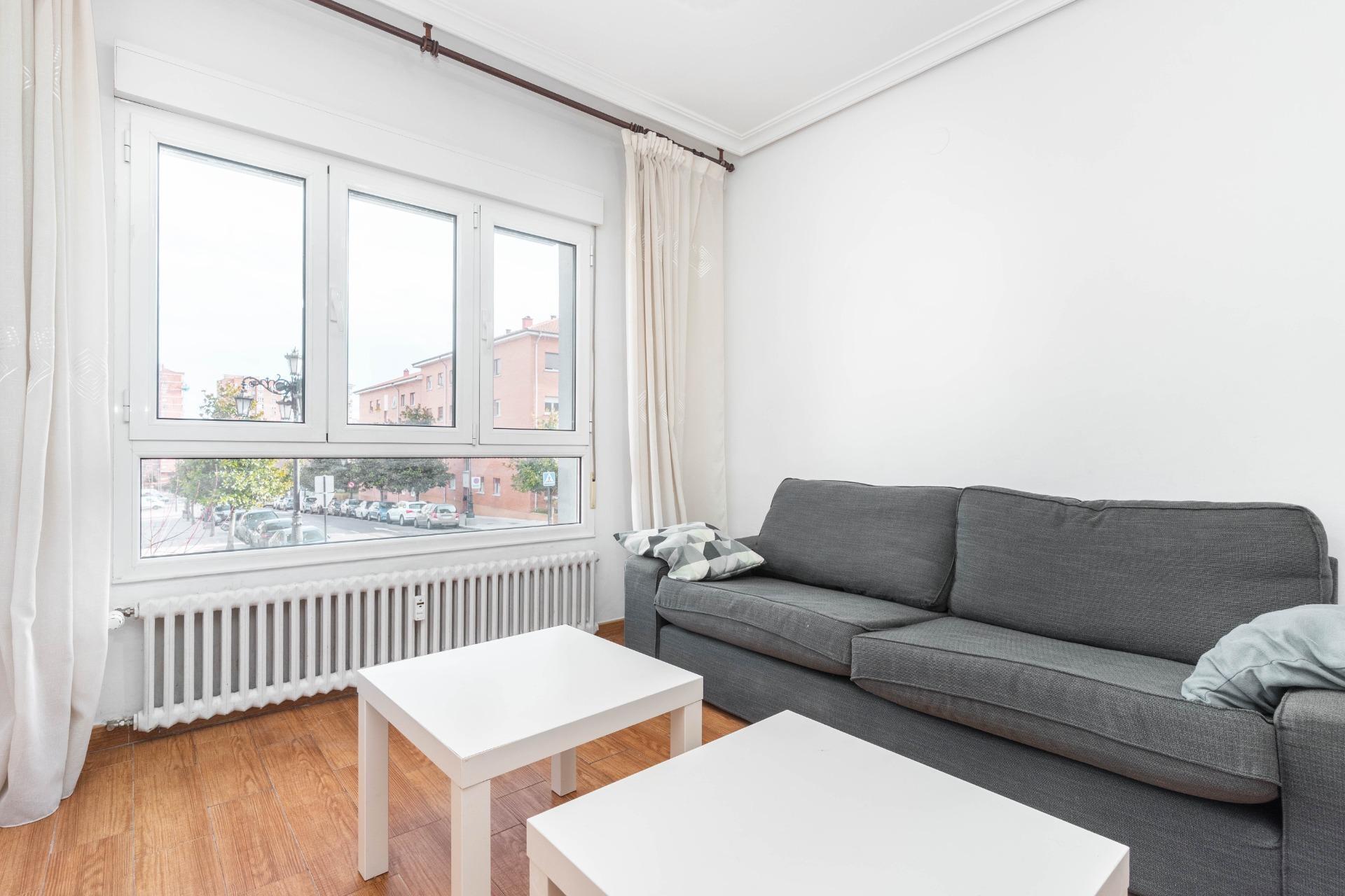 Pisos-Venta-Oviedo-2064794-Foto-2