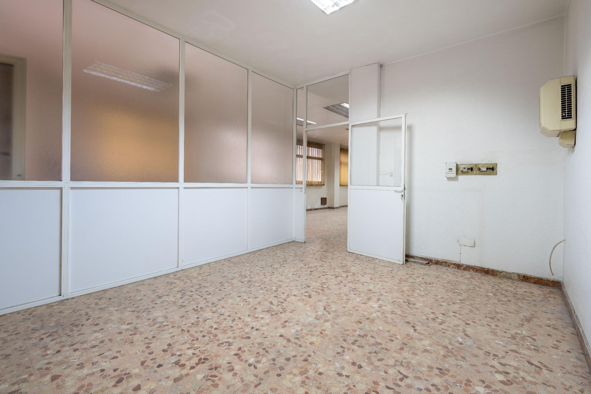 Locales-Venta-AlmerÃ­a-2064809-Foto-9