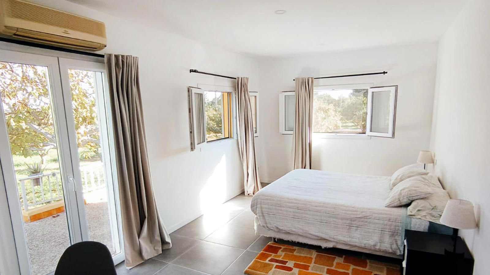 Industrial en venta en calle 11, Selva 13/29