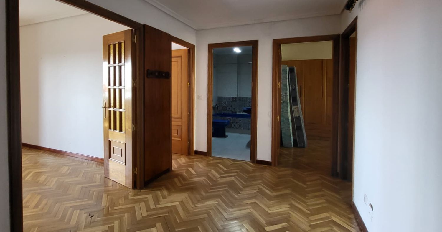 Piso en venta  Portillo  18/33