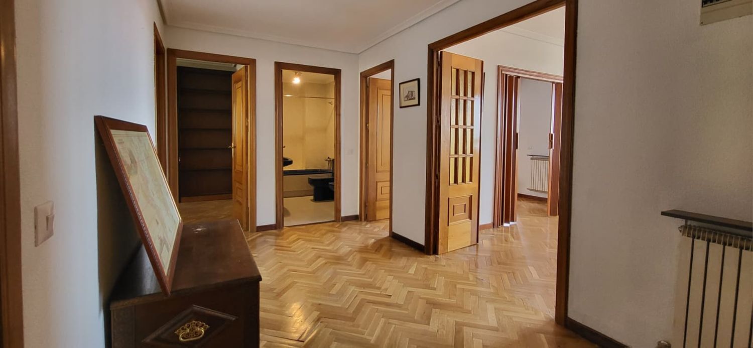 Pisos-Venta-La Pedraja de Portillo-2086150-Foto-2