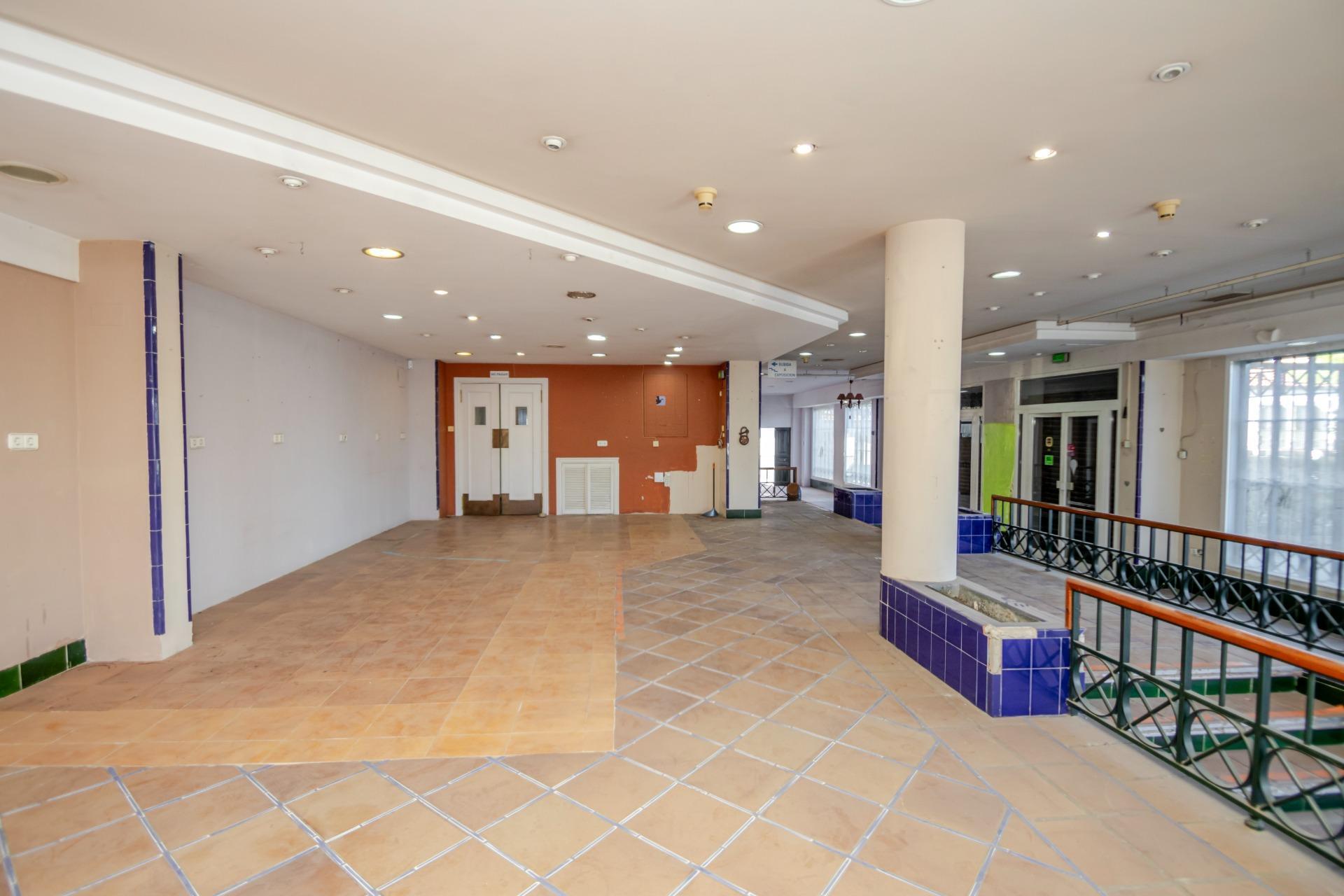 Edificios-Venta-Mairena del Aljarafe-1995222-Foto-9