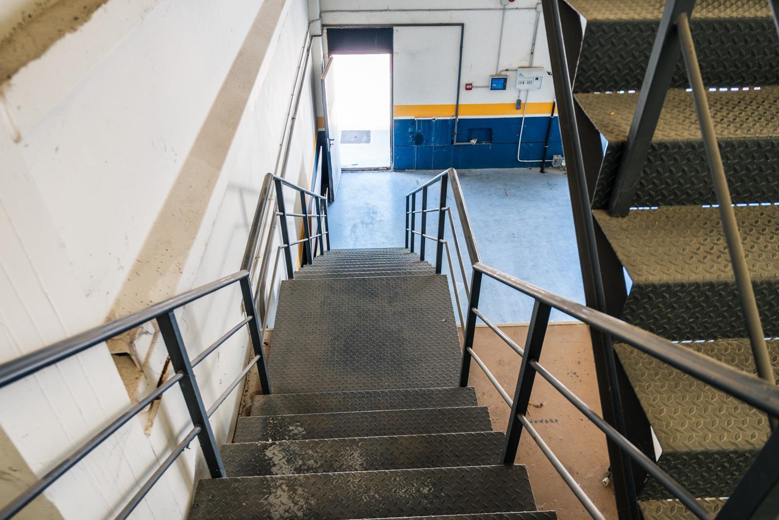 Naves-Venta-Meco-1718176-Foto-13