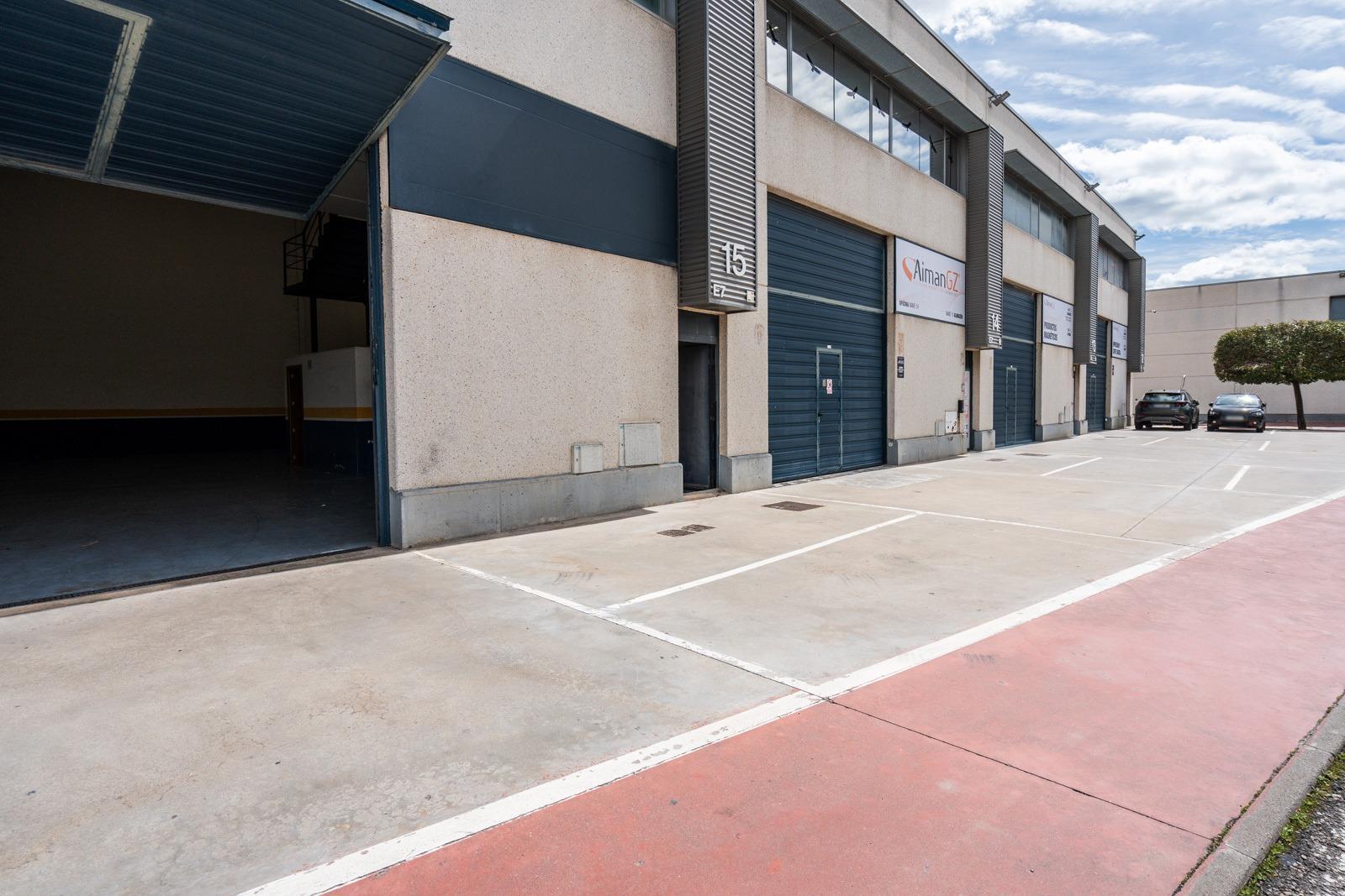 Naves-Venta-Meco-1718176-Foto-32