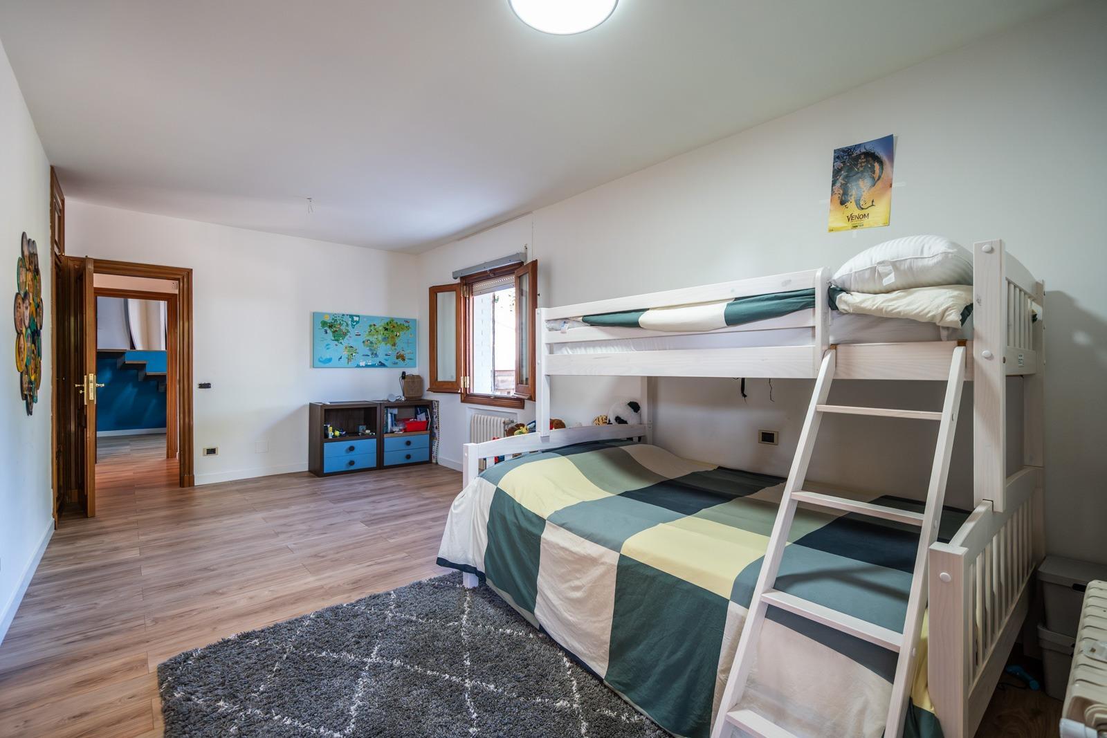 Casa en venta  Las Rozas  12/83