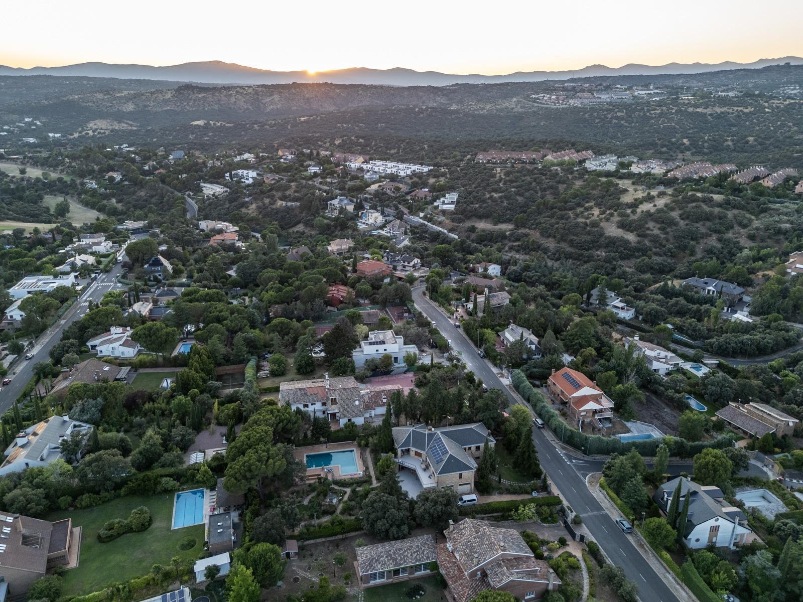 Casa en venta  Las Rozas  78/83