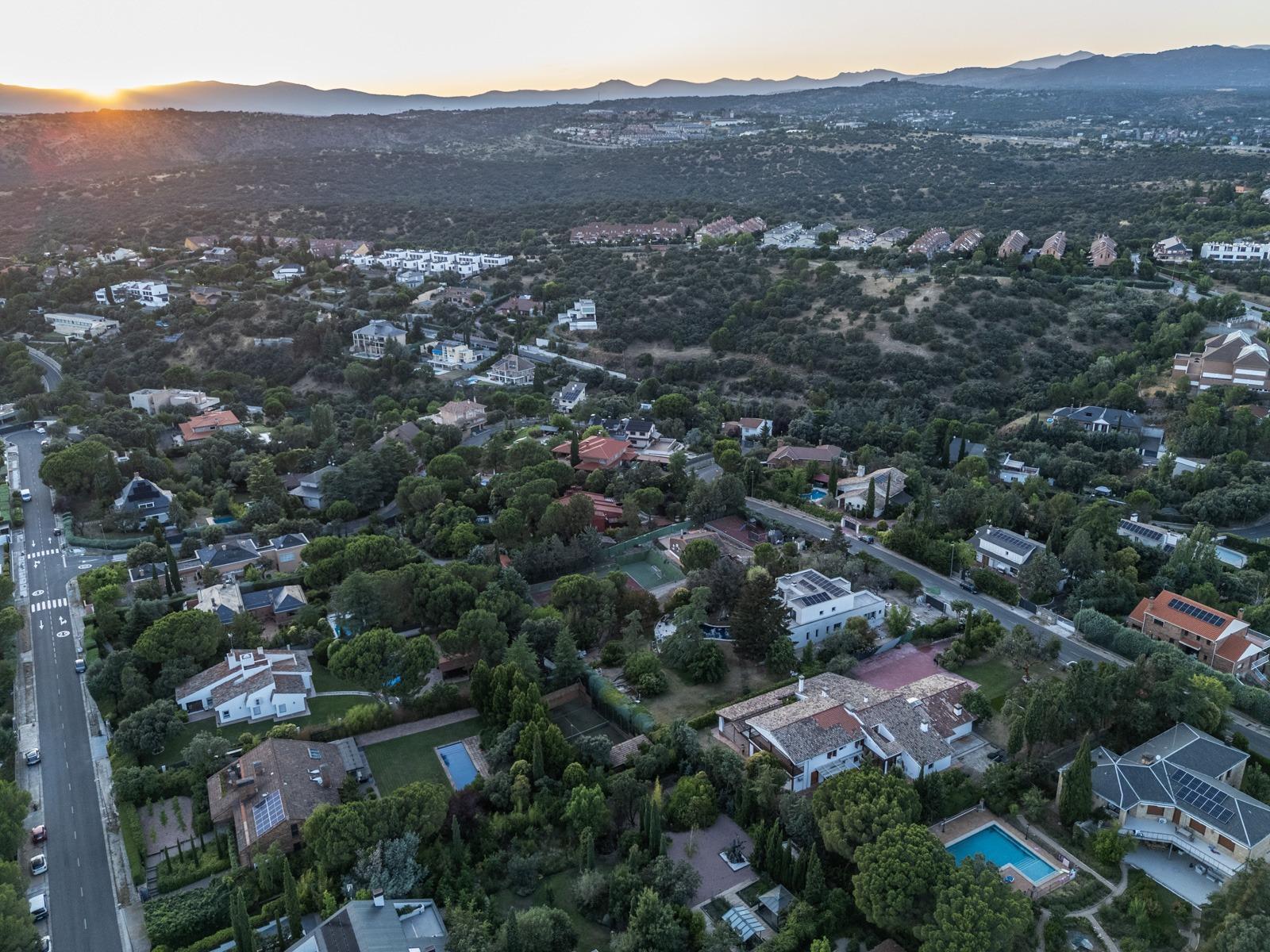 Casa en venta  Las Rozas  80/83