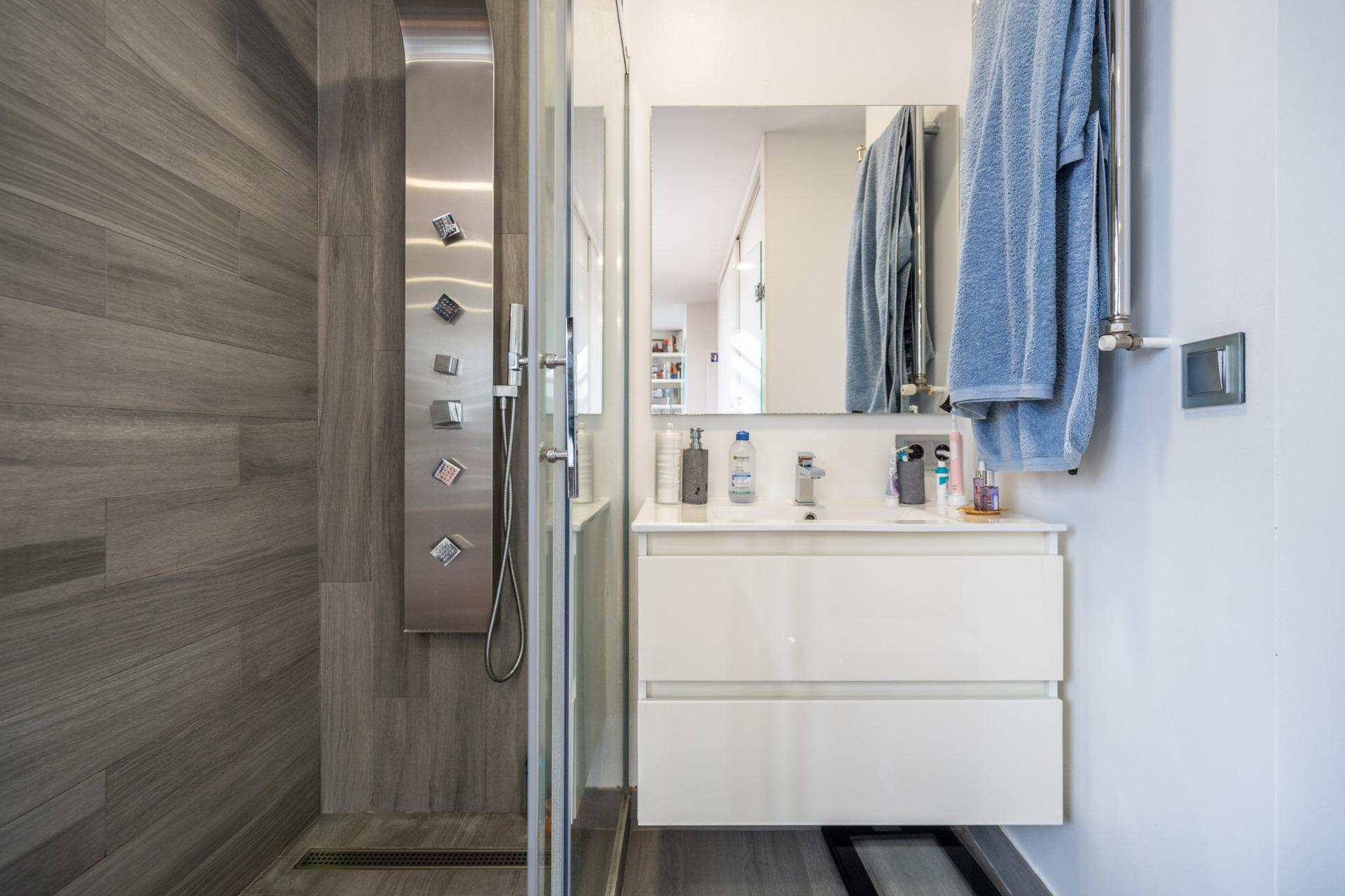 Casa en venta  calle JUAN RAMON JIMENEZ, Las Rozas de Madrid  20/57