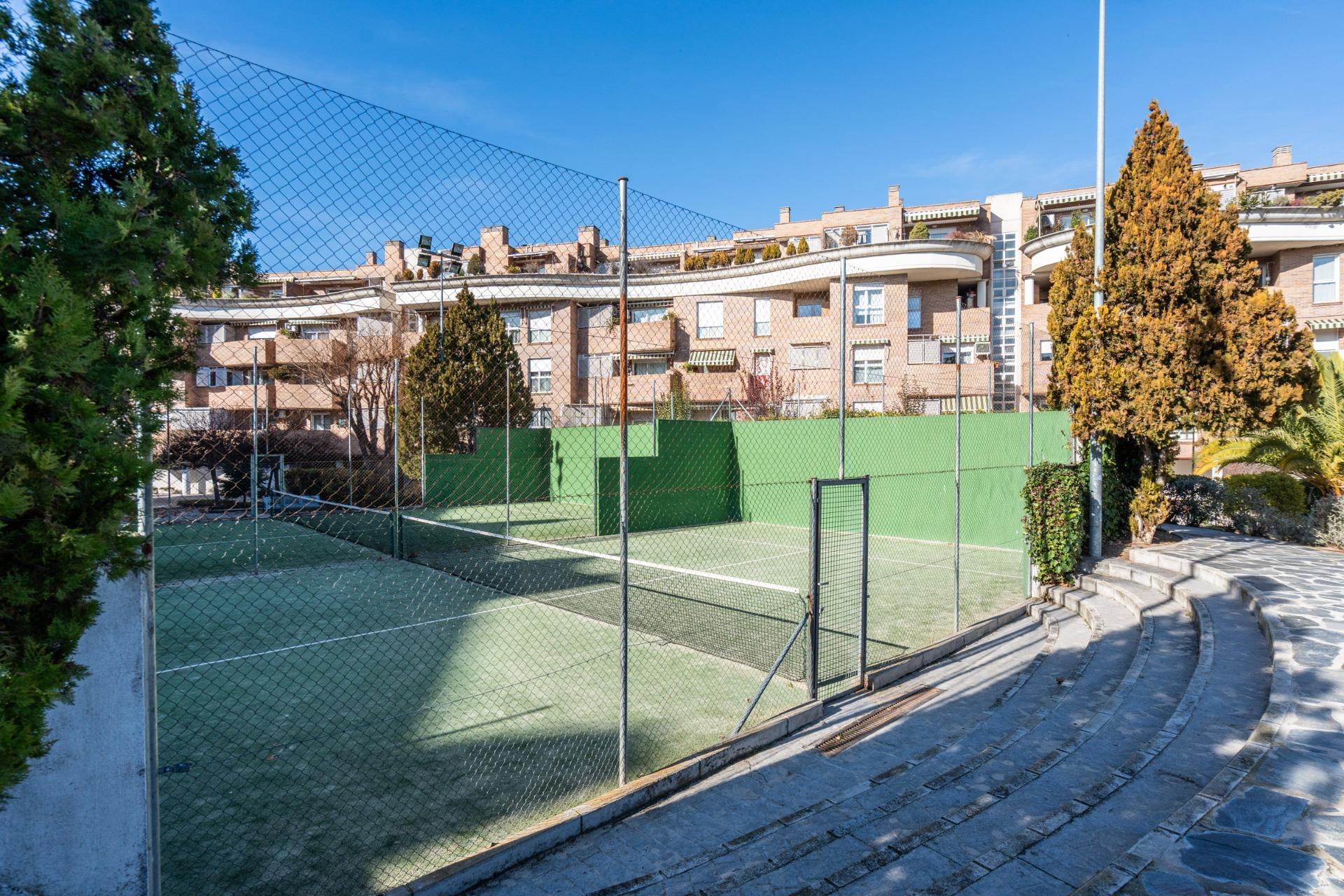 Piso en venta  calle CERVANTES, Las Rozas  11/43