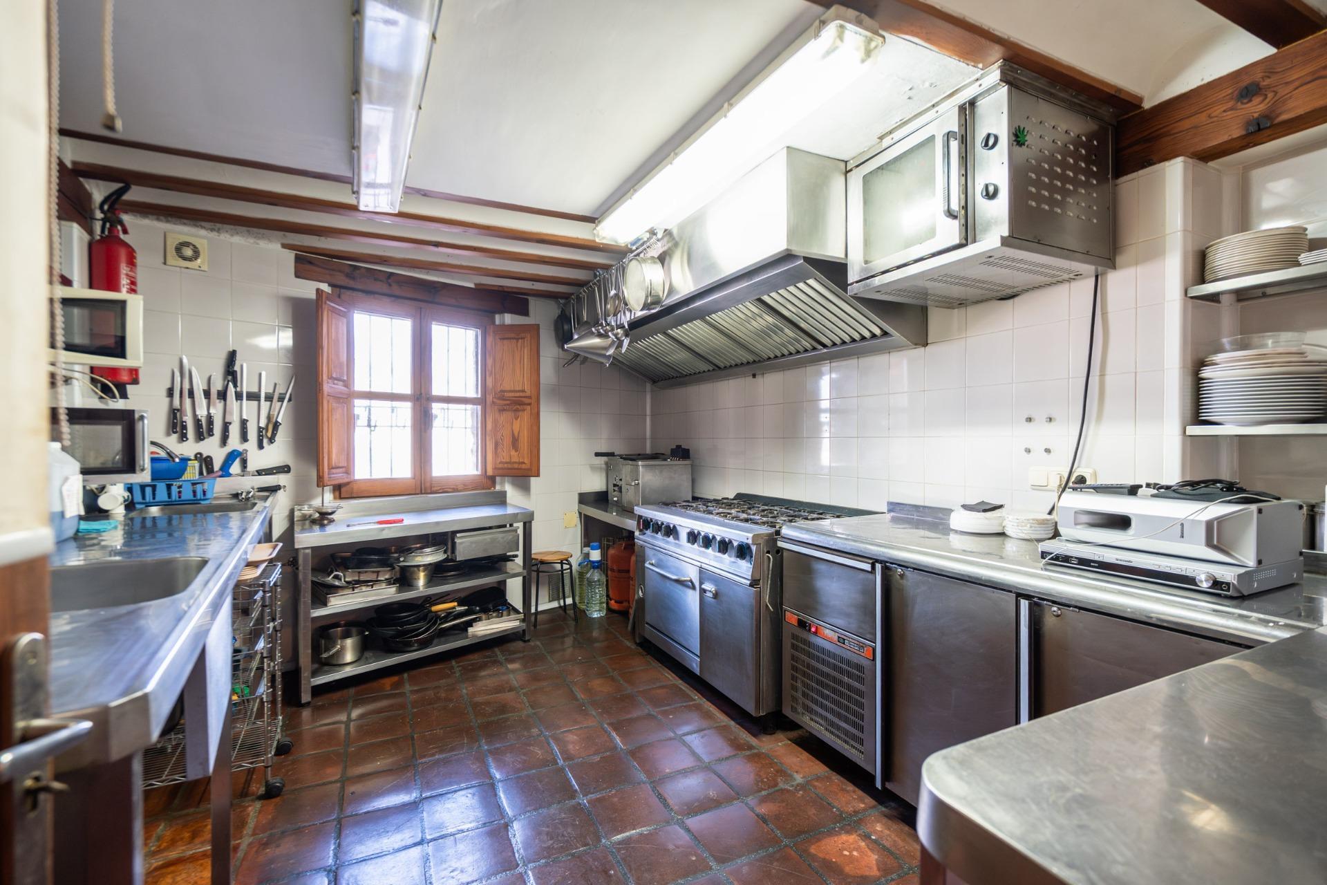 Edificio en venta  calle del Barrio Alto, Belmonte de Tajo  10/66