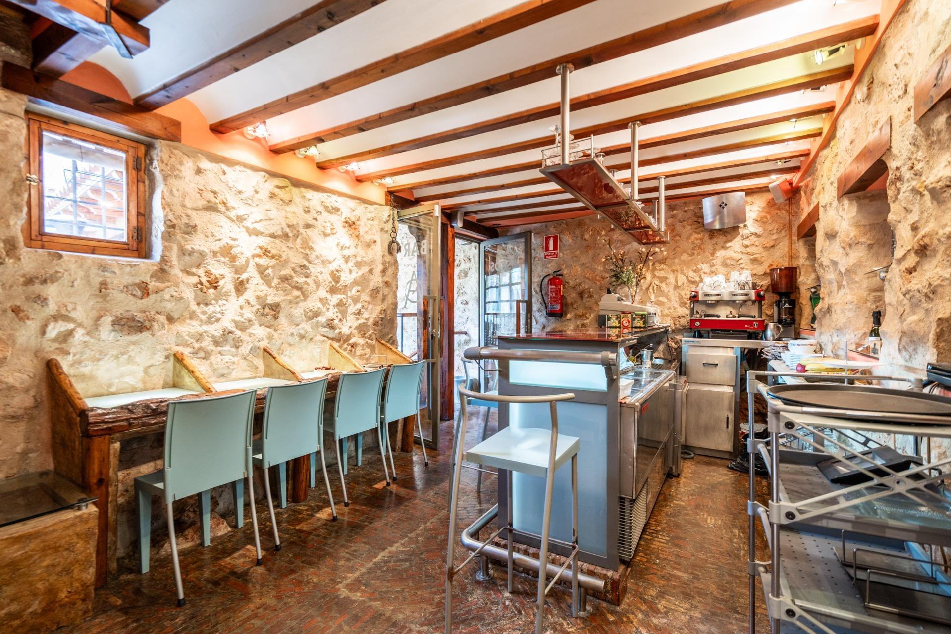 Edificio en venta  calle del Barrio Alto, Belmonte de Tajo  25/66