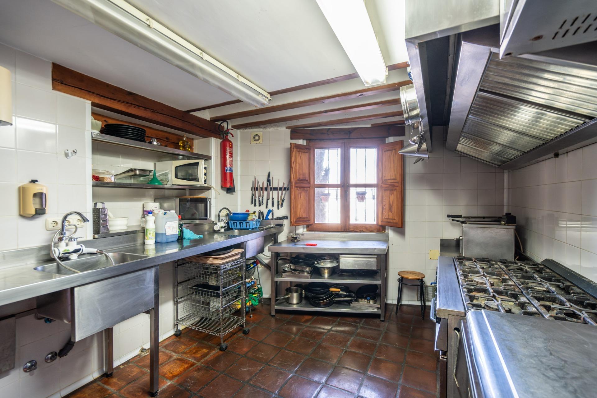 Edificio en venta  calle del Barrio Alto, Belmonte de Tajo  27/66