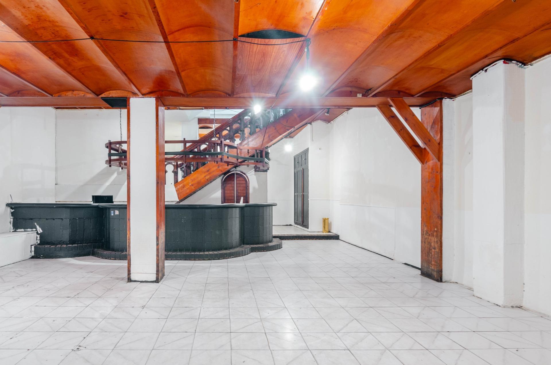 Negocios-Venta-Oviedo-1835989-Foto-2