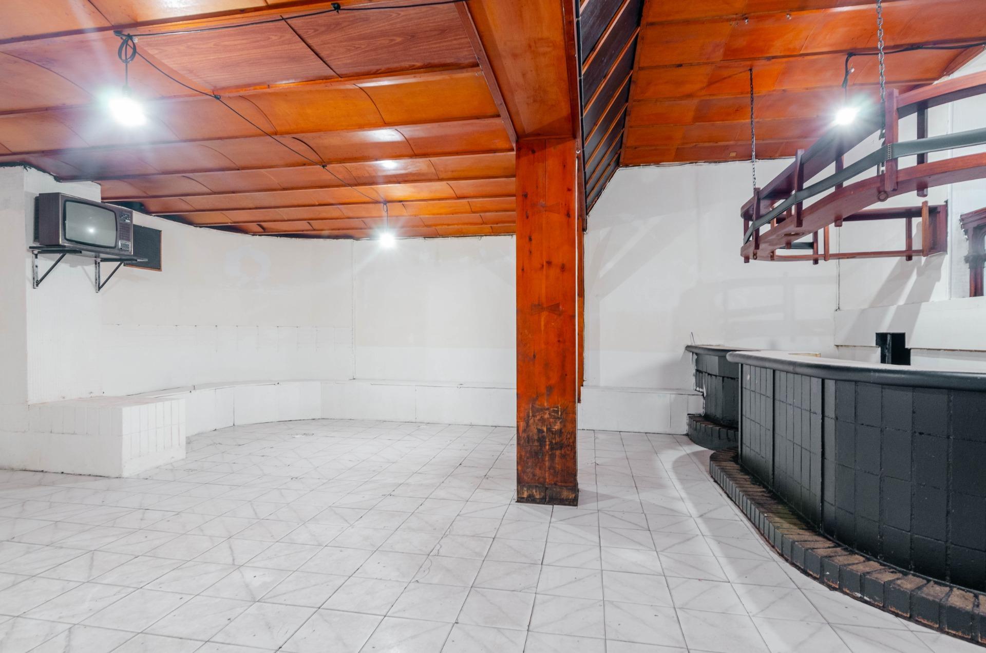 Negocios-Venta-Oviedo-1835989-Foto-5