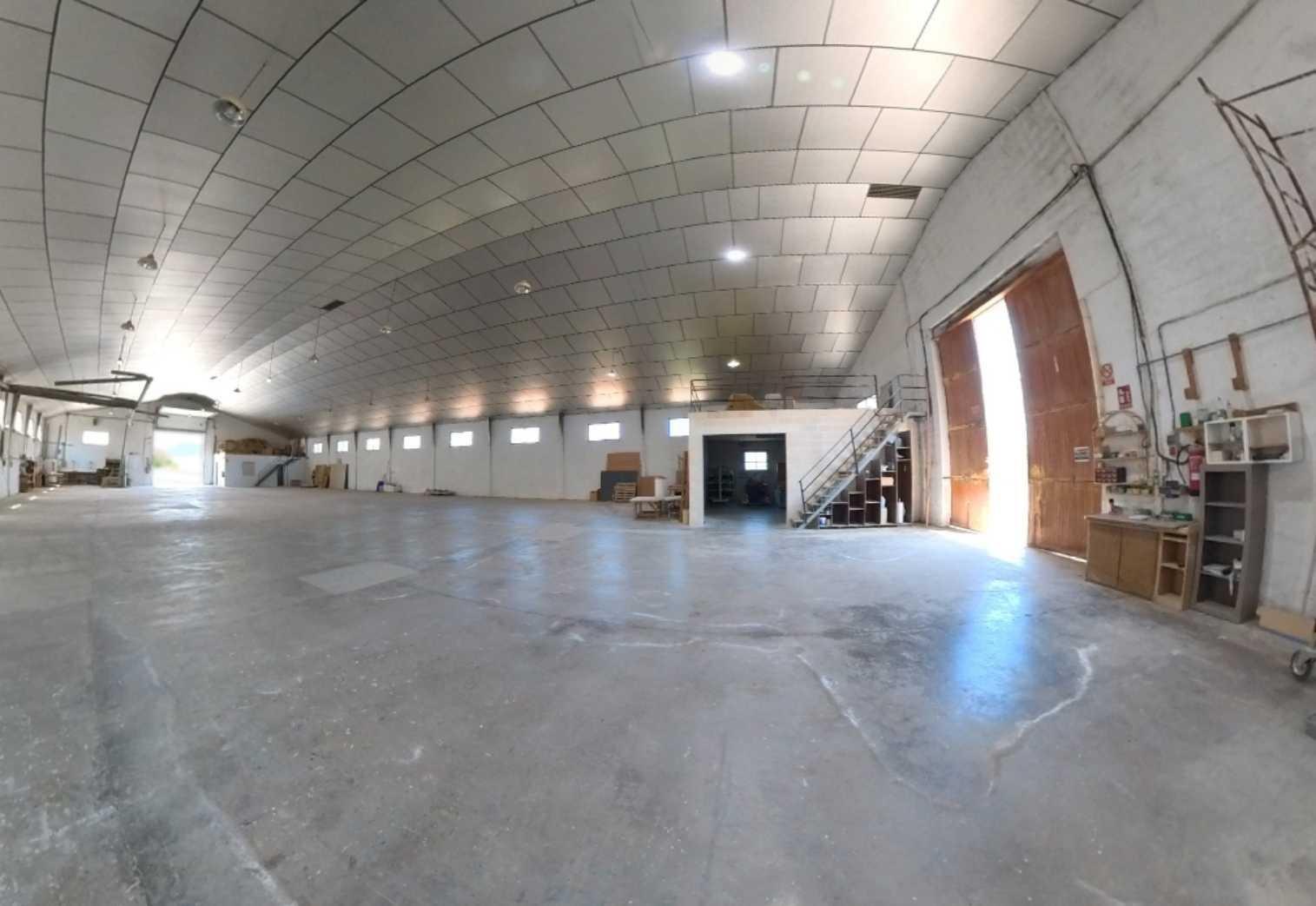 Naves-Venta-Vallada-1764839