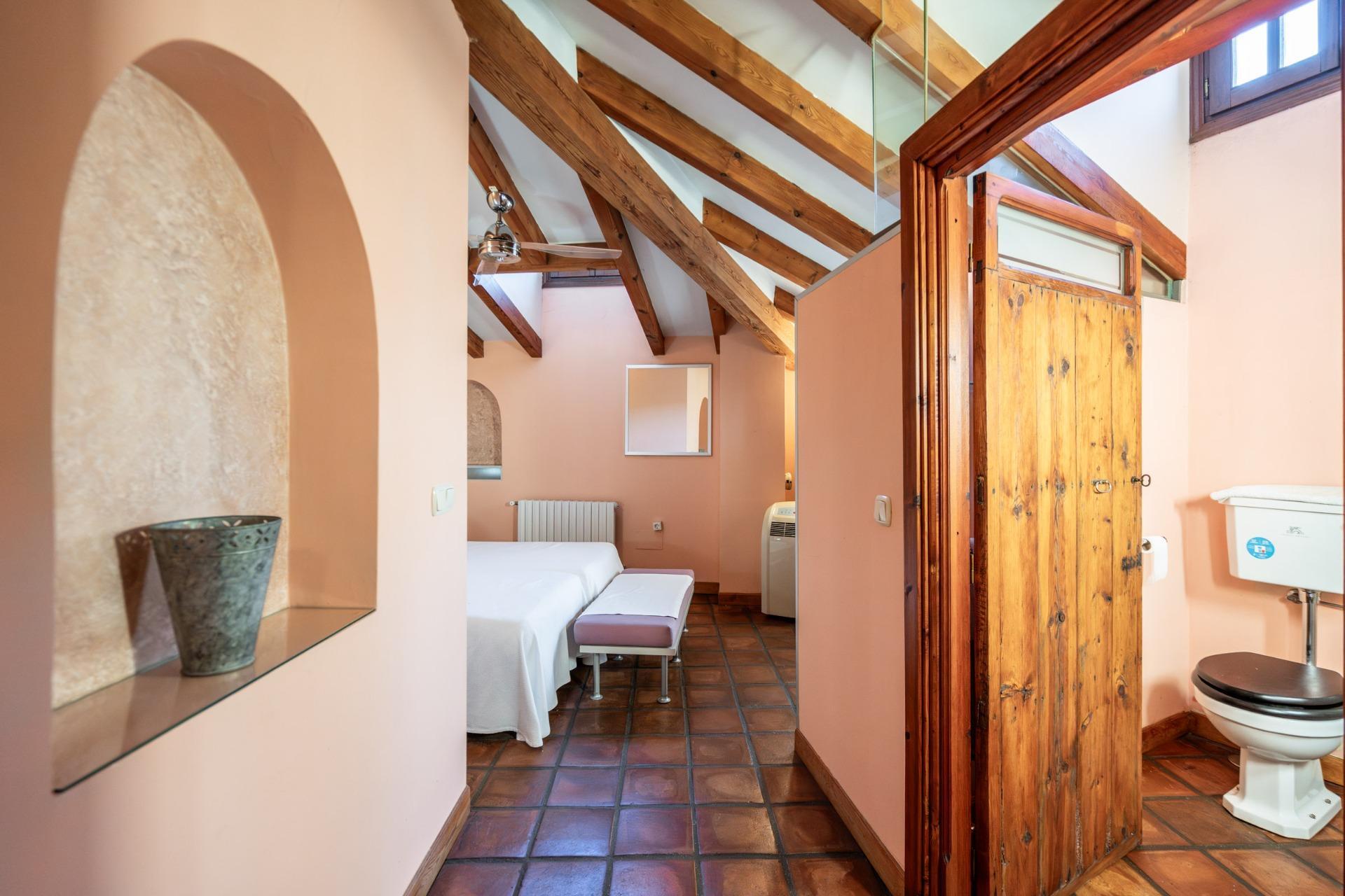 Edificios-Venta-Belmonte de Tajo-2032886-Foto-12