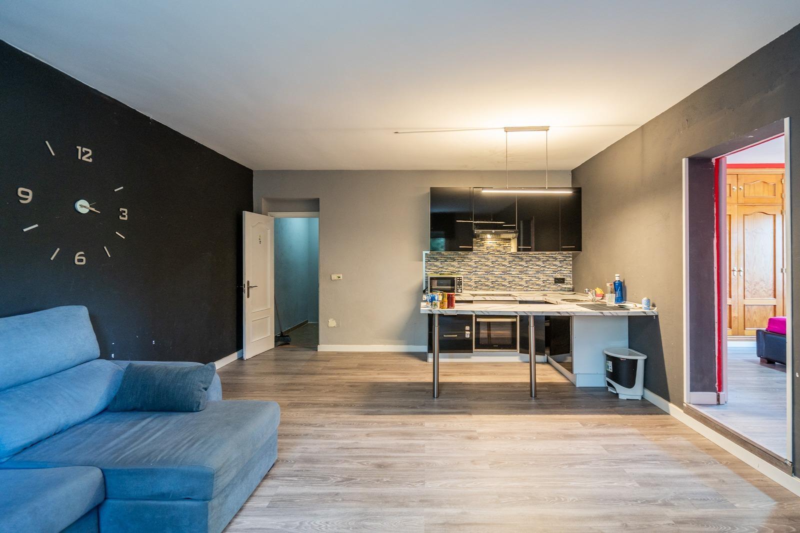 ^**^EXCLUSIVO CHALET CON VISTAS ESPECTACULARES, PISCINA CLIMATIZADA Y JARDÍN PRIVADO^**^ Este magníf