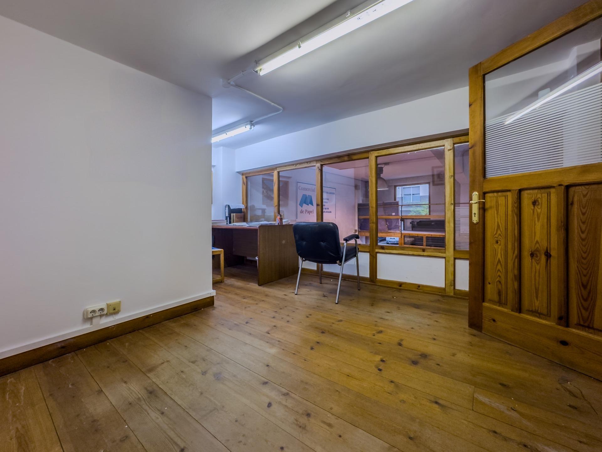 Negocios-Venta-Torrelavega-1767614-Foto-6