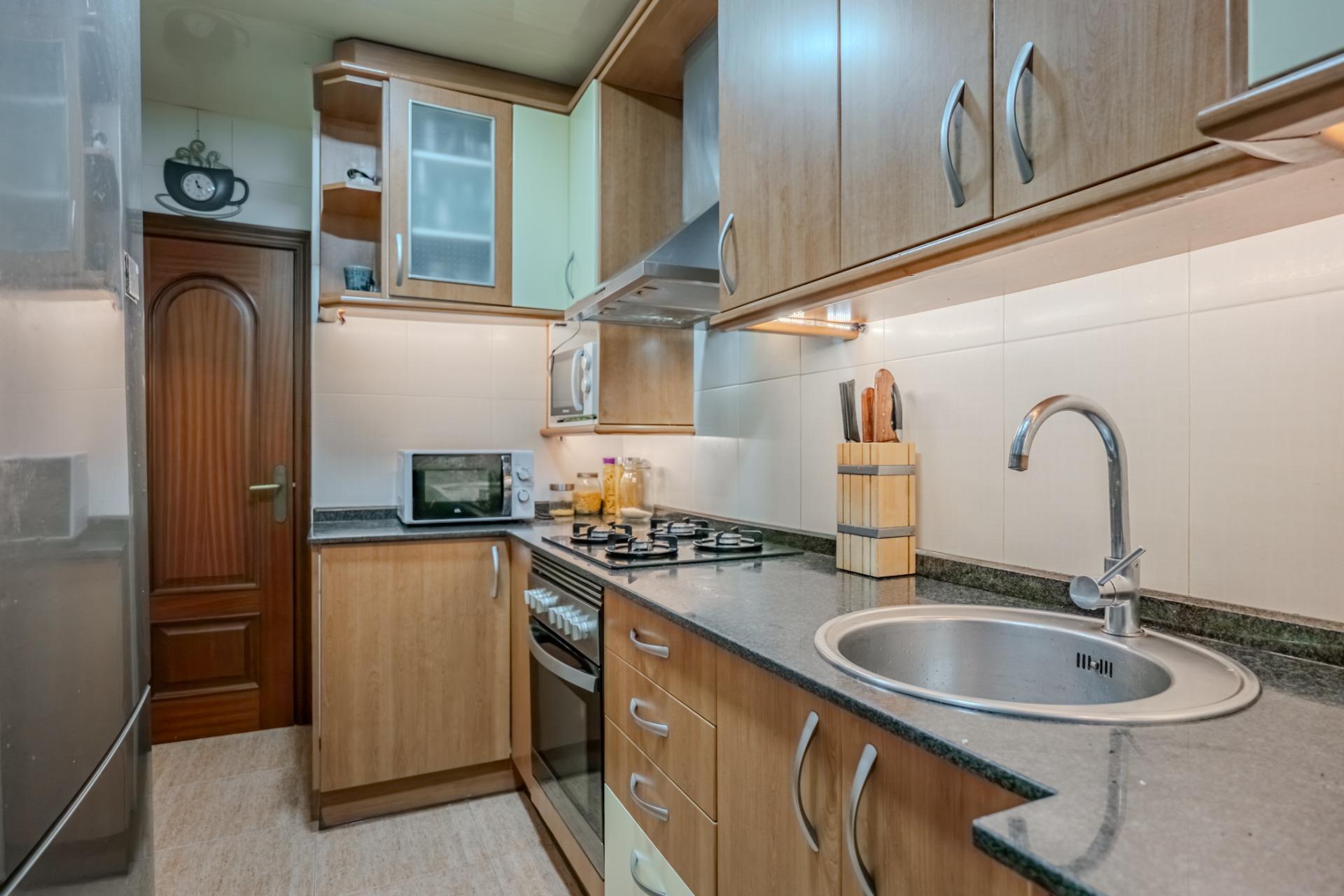 Pisos-Venta-LÂ´Hospitalet de Llobregat-2090775-Foto-2