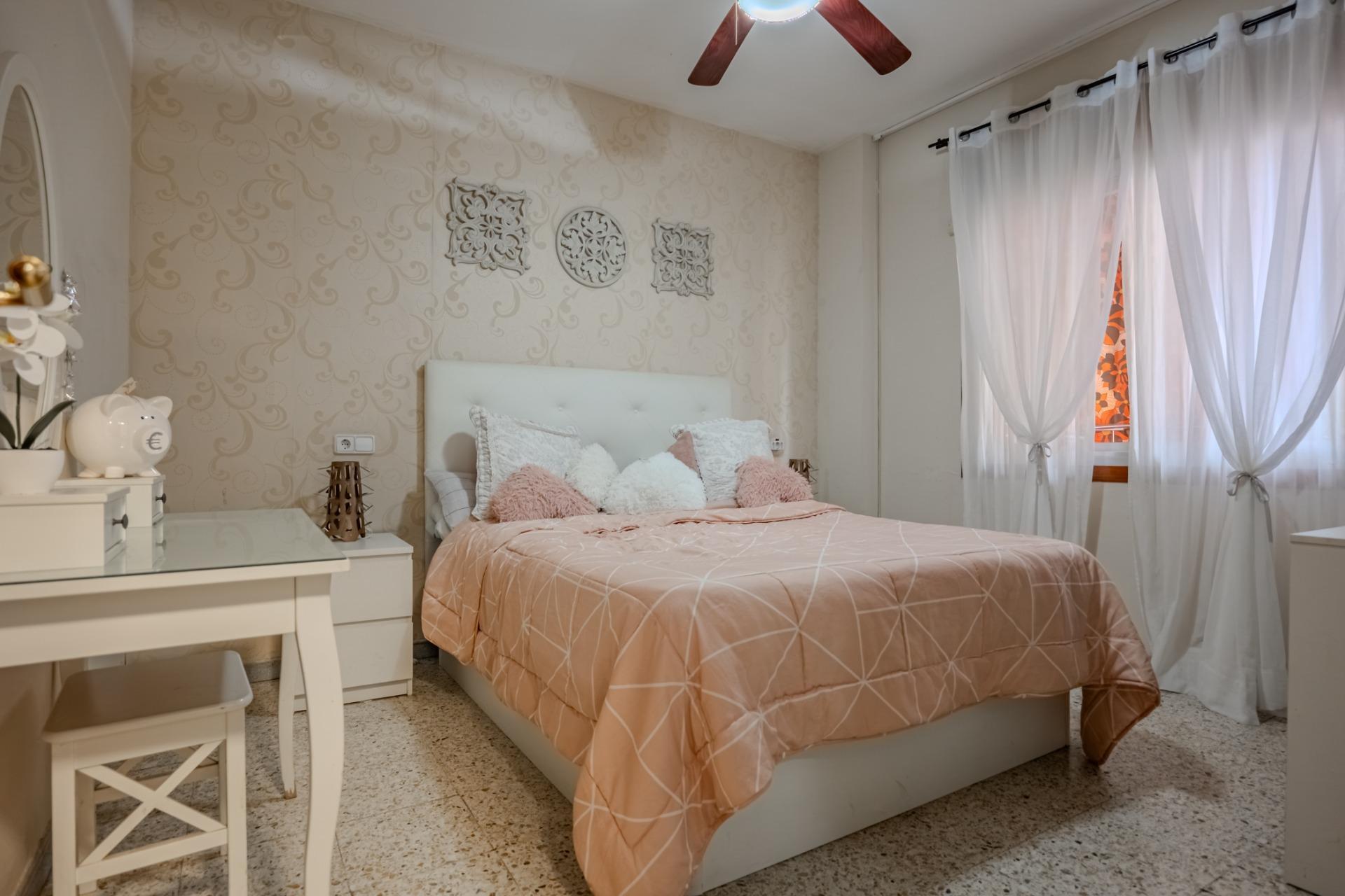 Pisos-Venta-LÂ´Hospitalet de Llobregat-2090775-Foto-12
