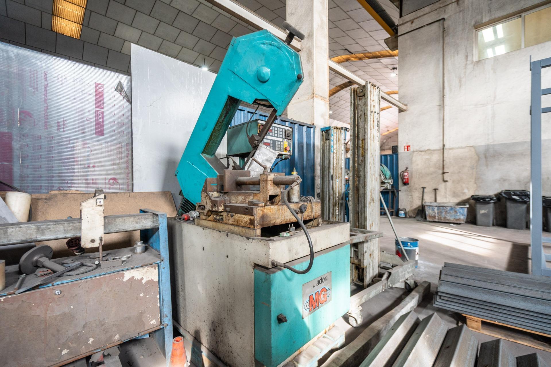 Naves-Venta-GriÃ±Ã³n-2091308-Foto-46