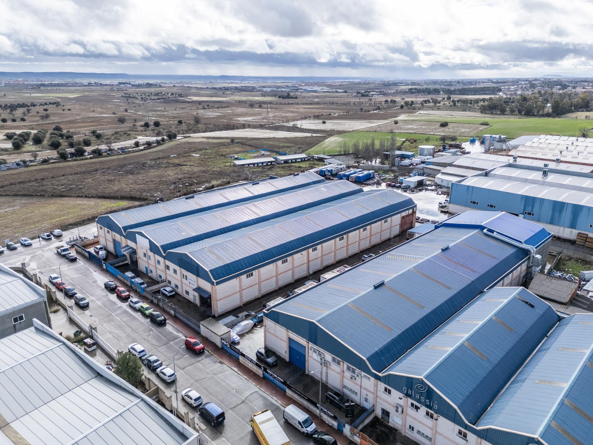 Naves-Venta-GriÃ±Ã³n-2091308-Foto-84