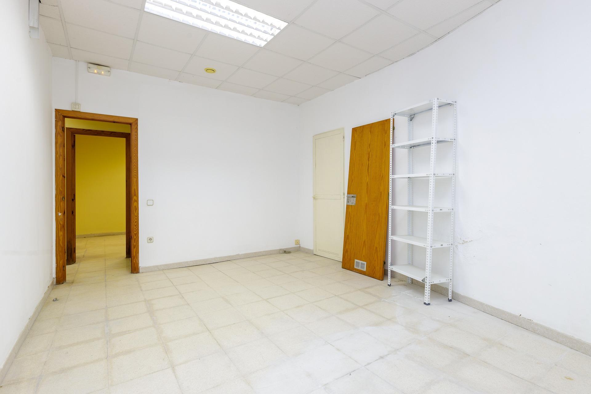 Local en planta baja con posibilidad de convertir en vivienda en el centro de Palma