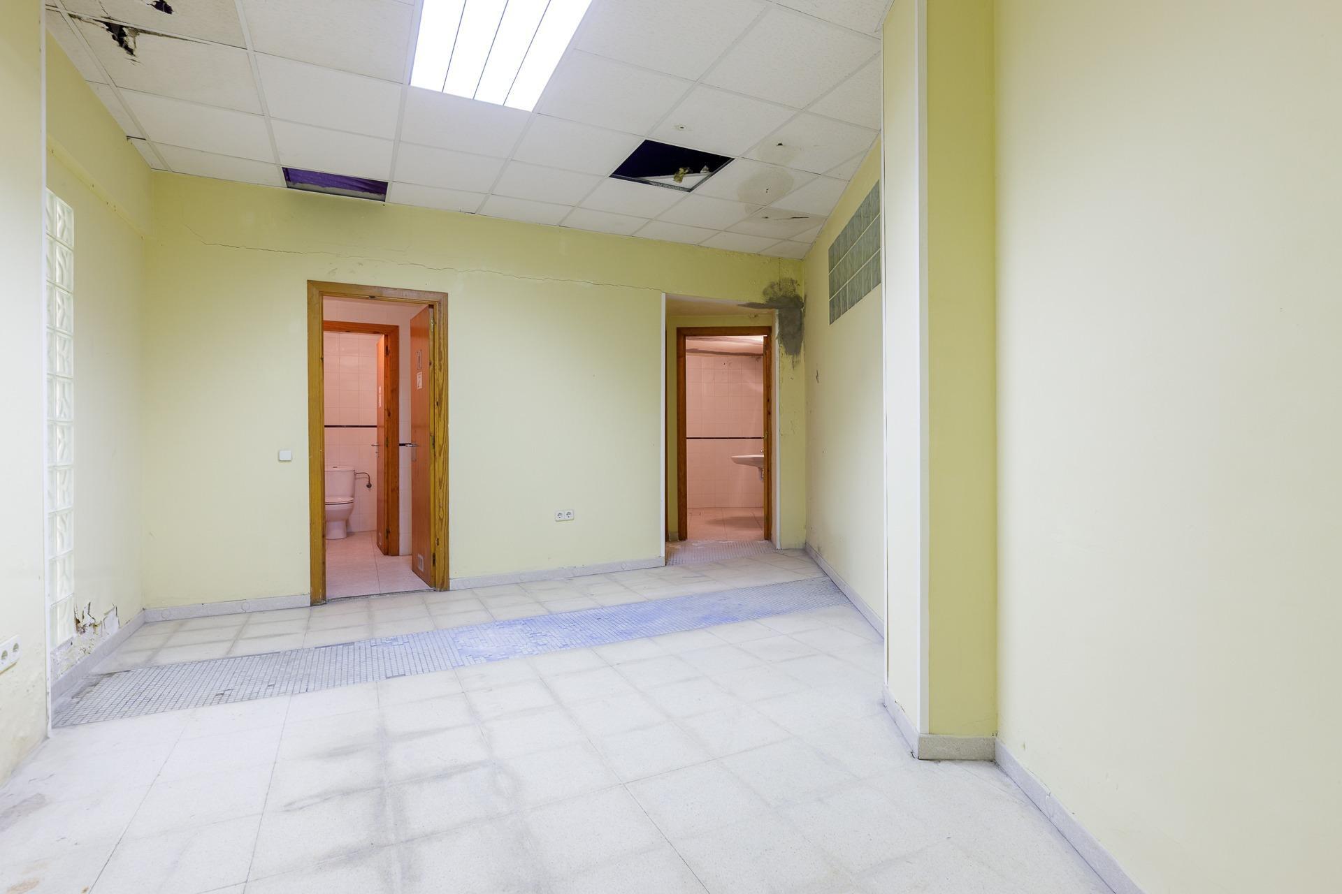 Local en planta baja con posibilidad de convertir en vivienda en el centro de Palma