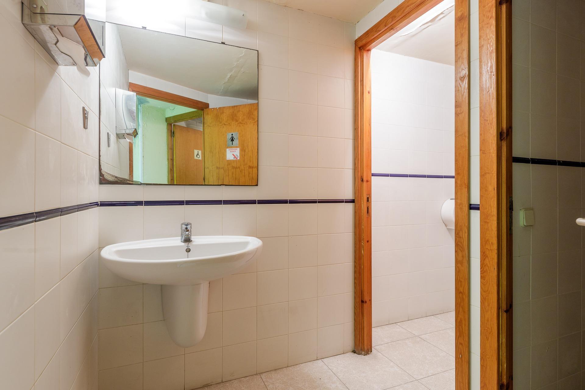 Local en planta baja con posibilidad de convertir en vivienda en el centro de Palma