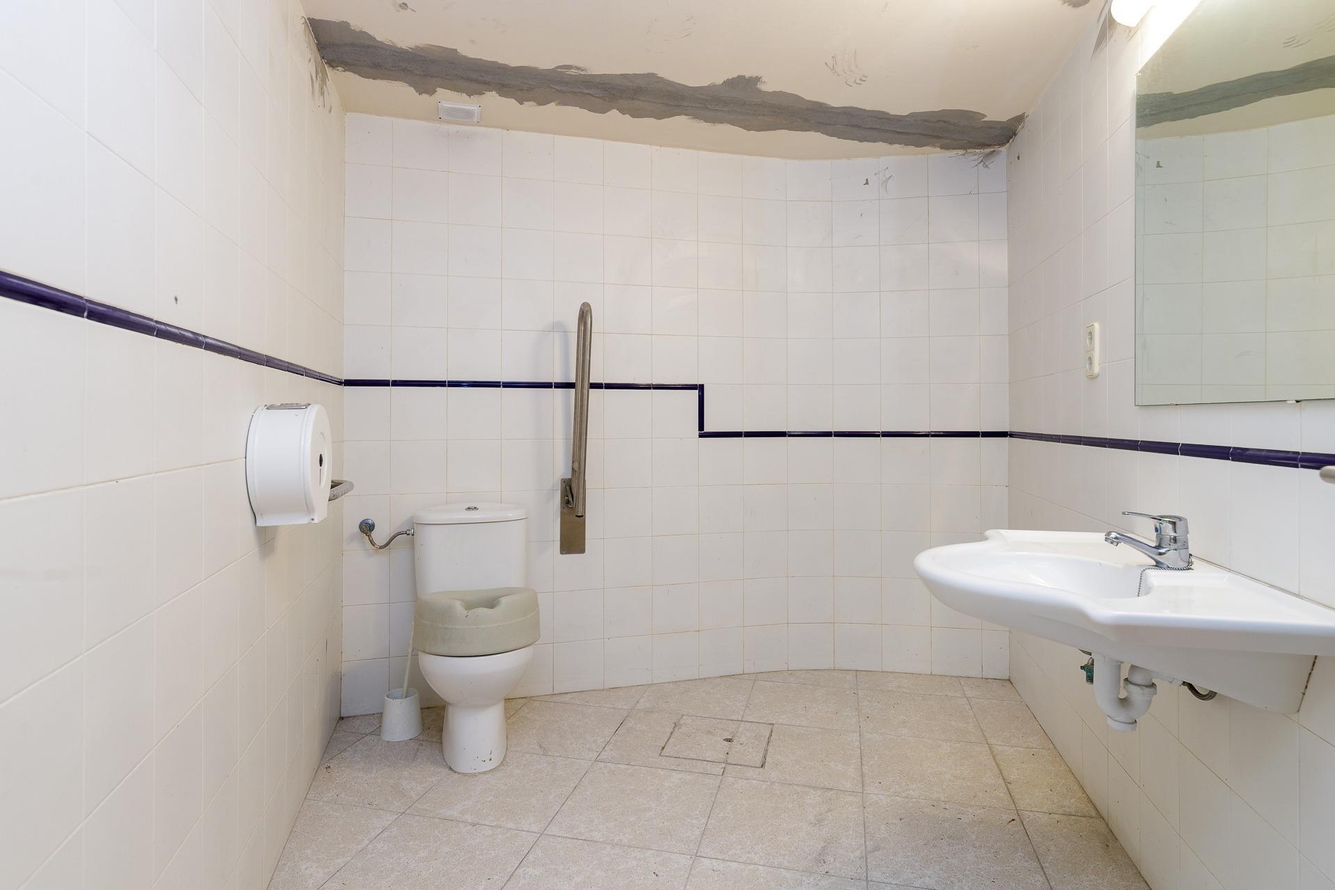 Local en planta baja con posibilidad de convertir en vivienda en el centro de Palma