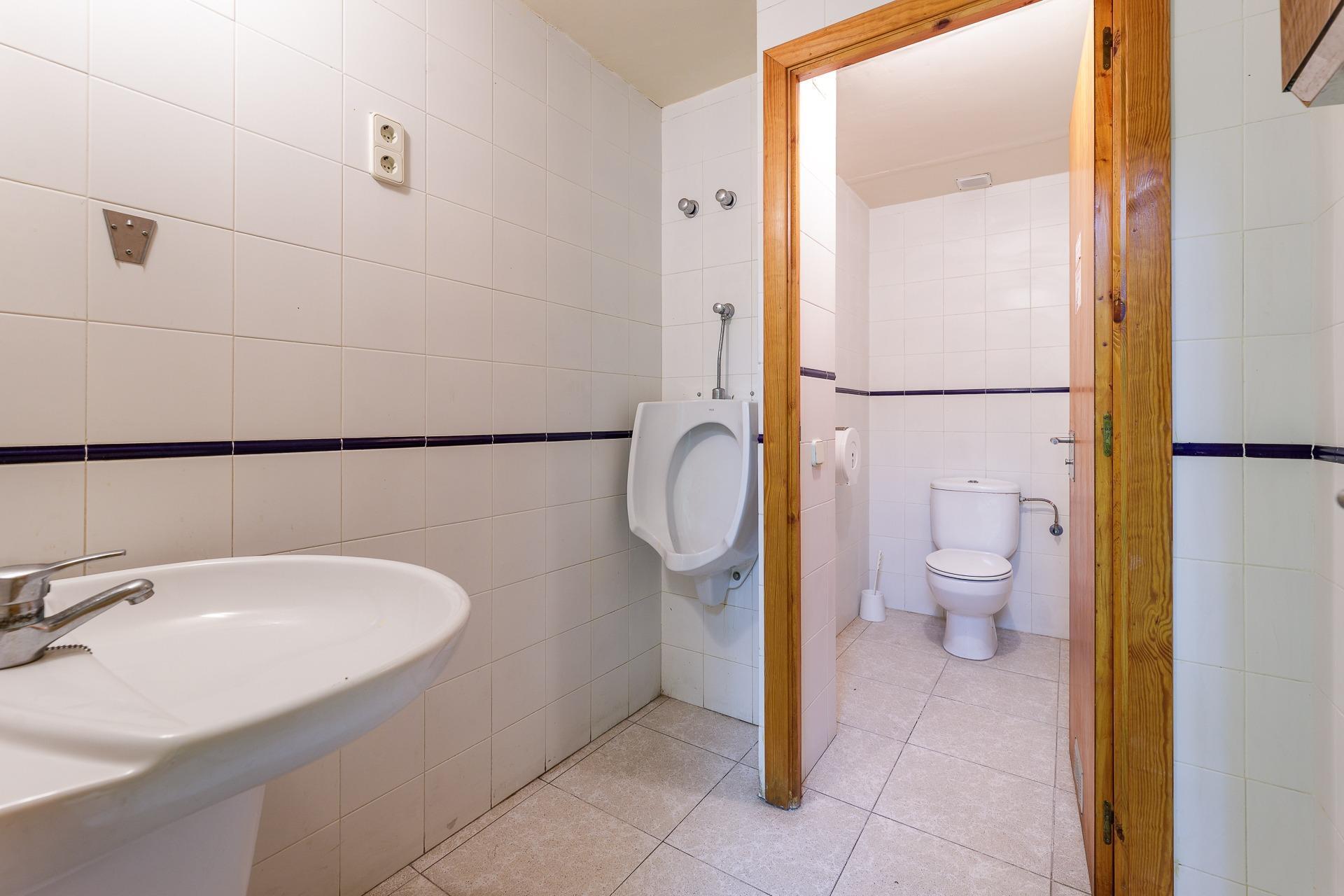 Local en planta baja con posibilidad de convertir en vivienda en el centro de Palma