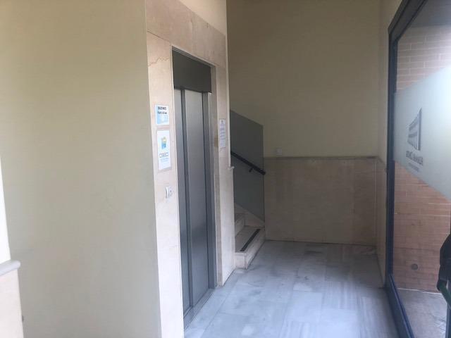 Oficinas-Venta-Tomares-1829294-Foto-4