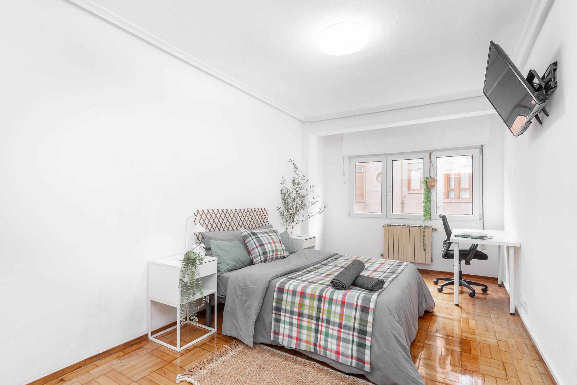 Pisos-Venta-Oviedo-2092424-Foto-3