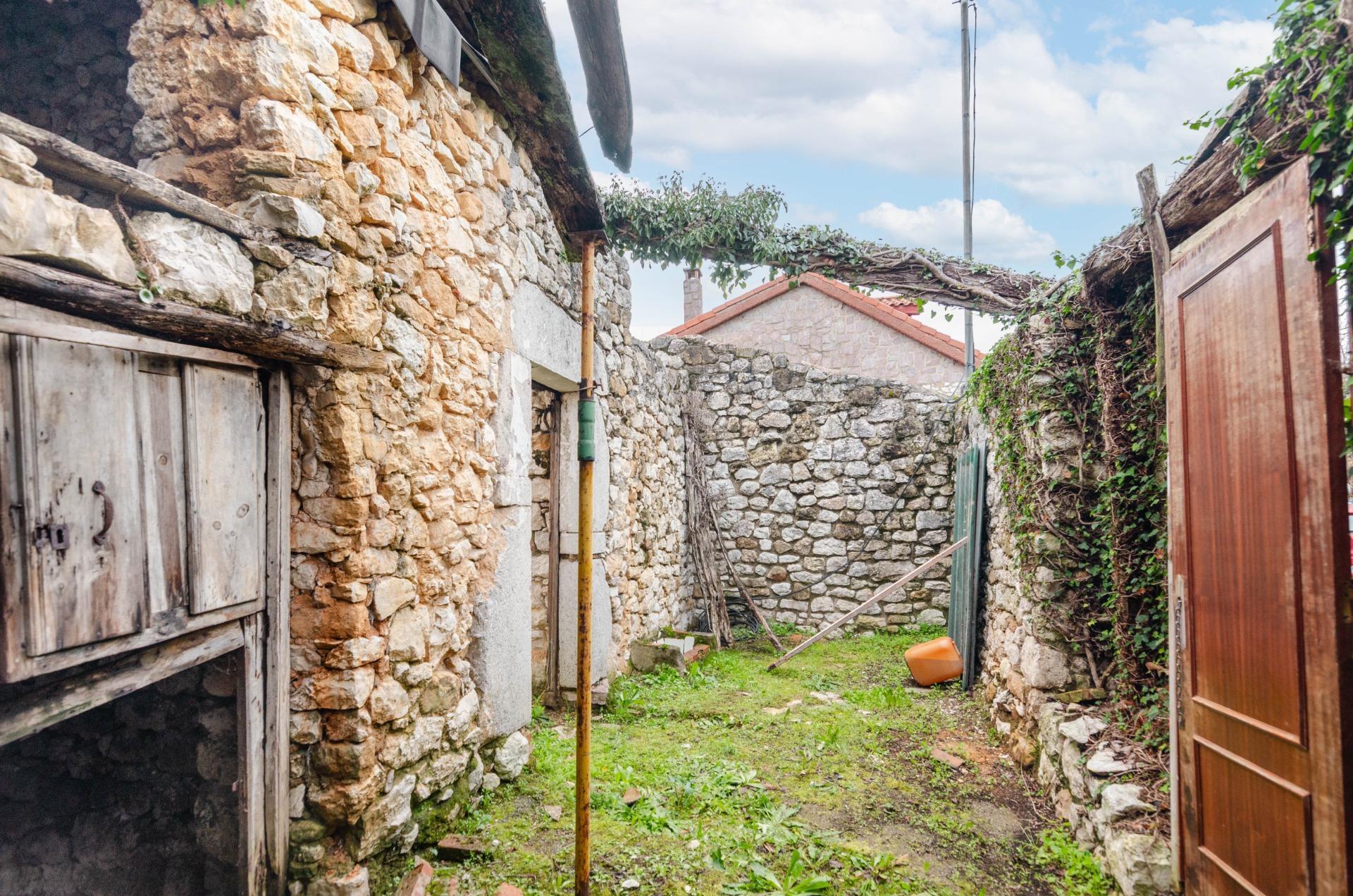 VIVE EN VIELLA: Tu casa a medida con proyecto aprobado, licencia lista y sin esperas burocráticas.