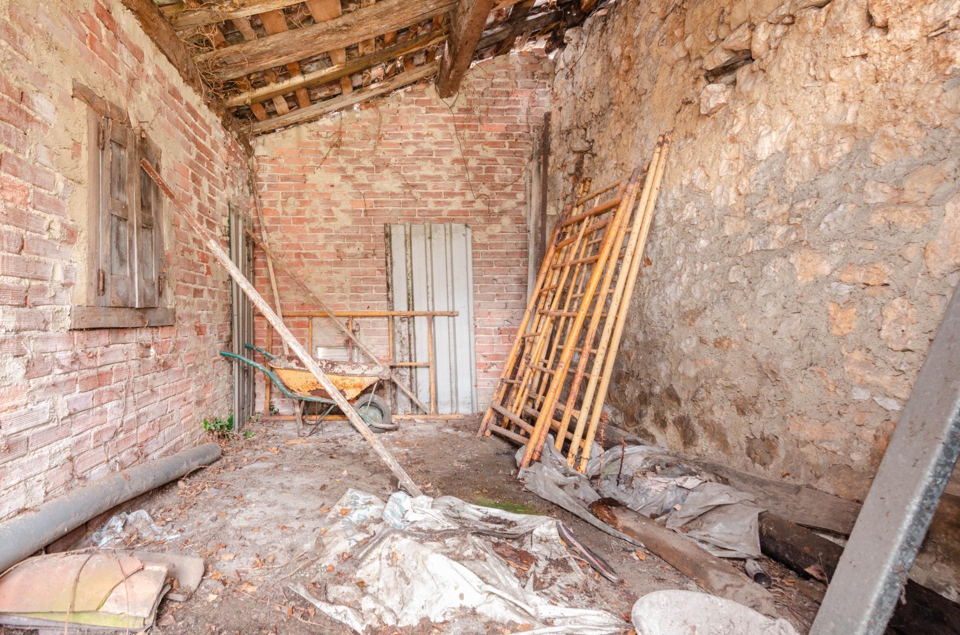 VIVE EN VIELLA: Tu casa a medida con proyecto aprobado, licencia lista y sin esperas burocráticas.